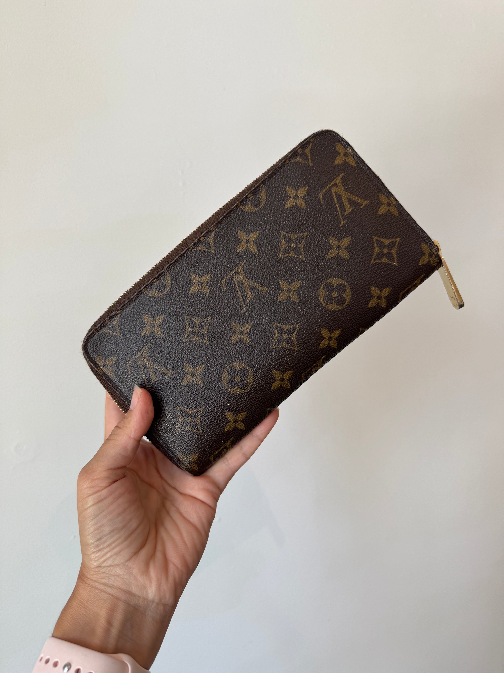 Louis Vuitton Large Bifold Zip Wallet Monogram