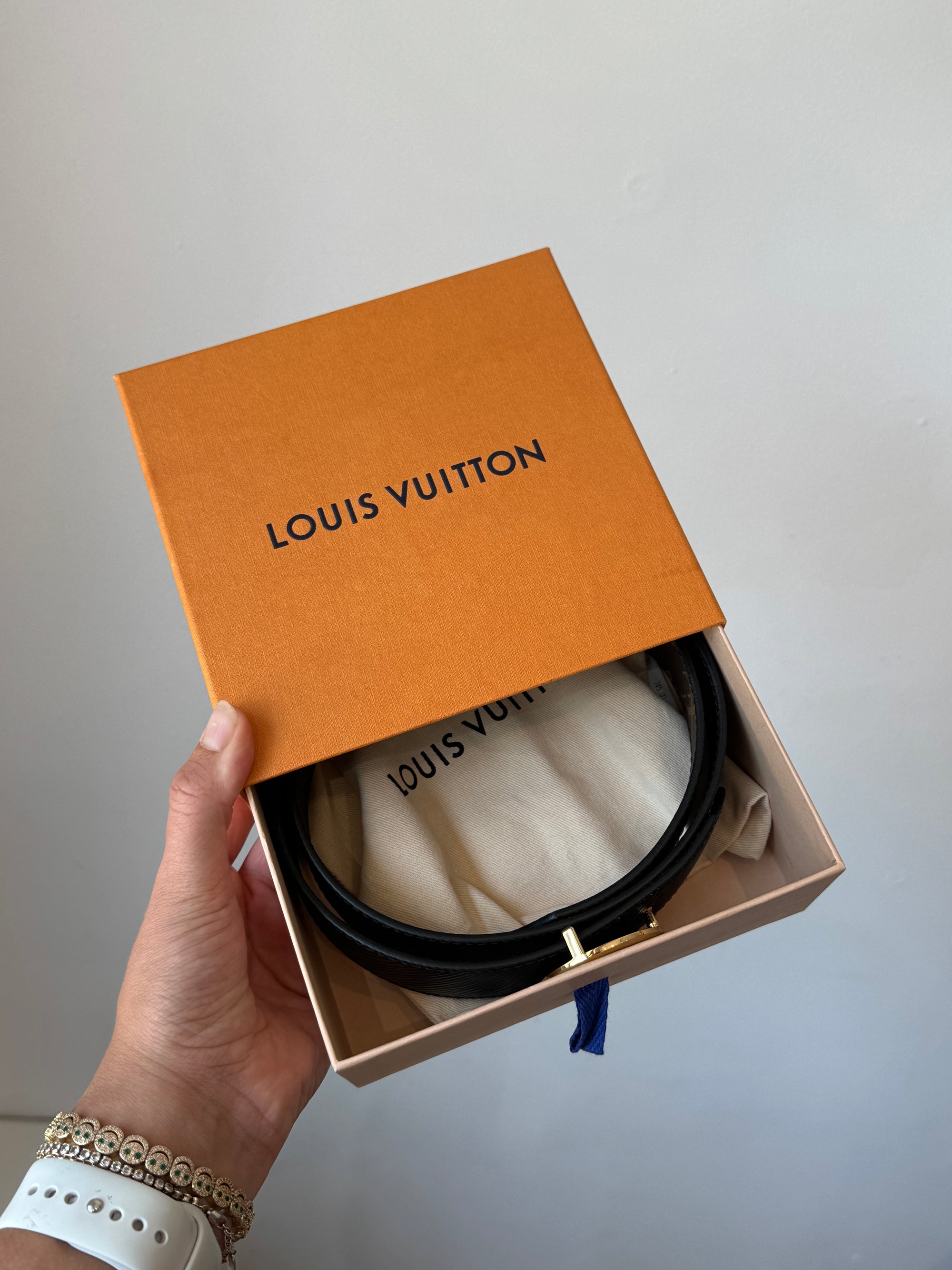 Louis Vuitton Reversible Belt, 80/32
