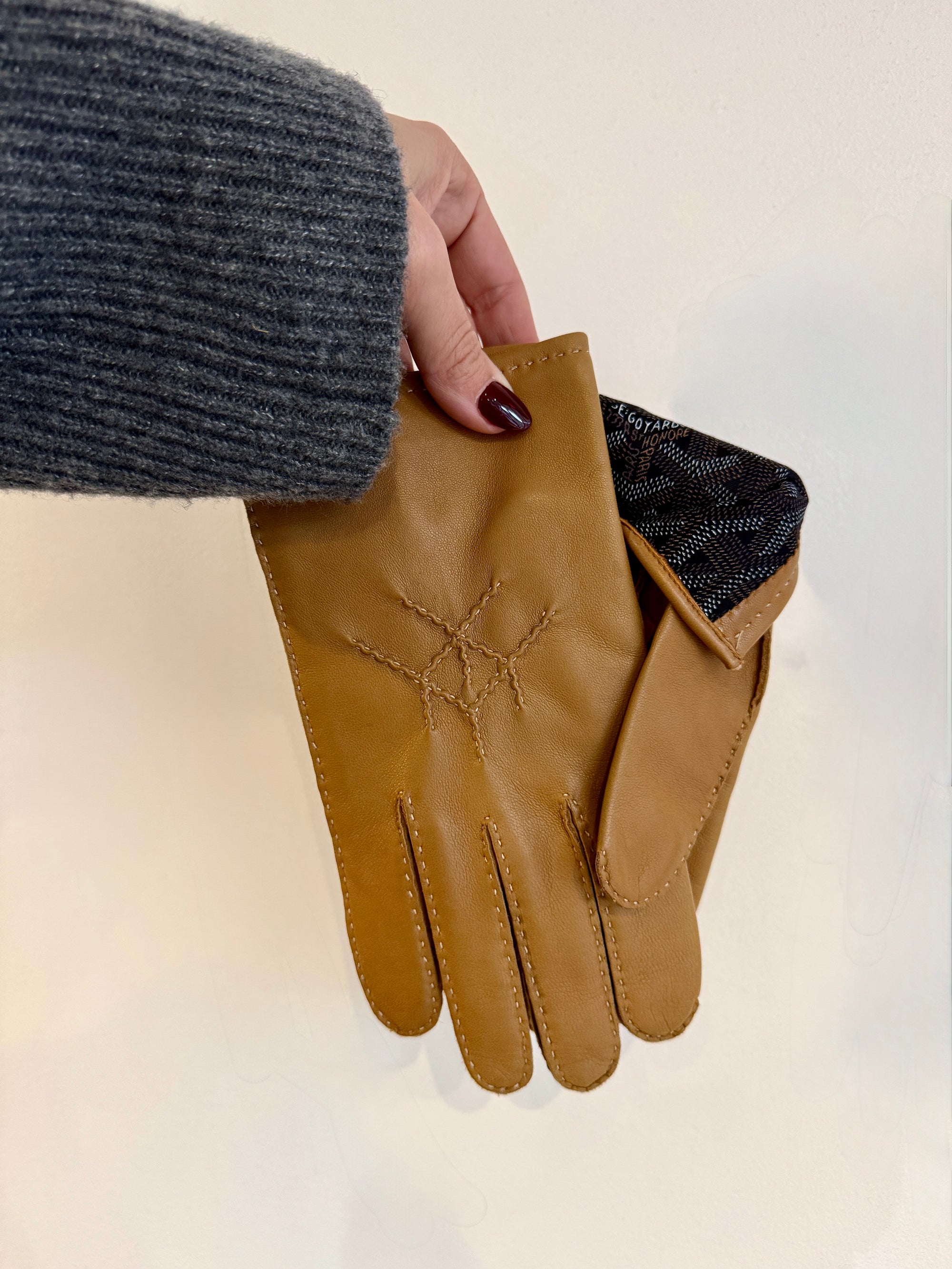 Goyard Men's Camel Lambskin Silk Lined Gloves, 8 1/2