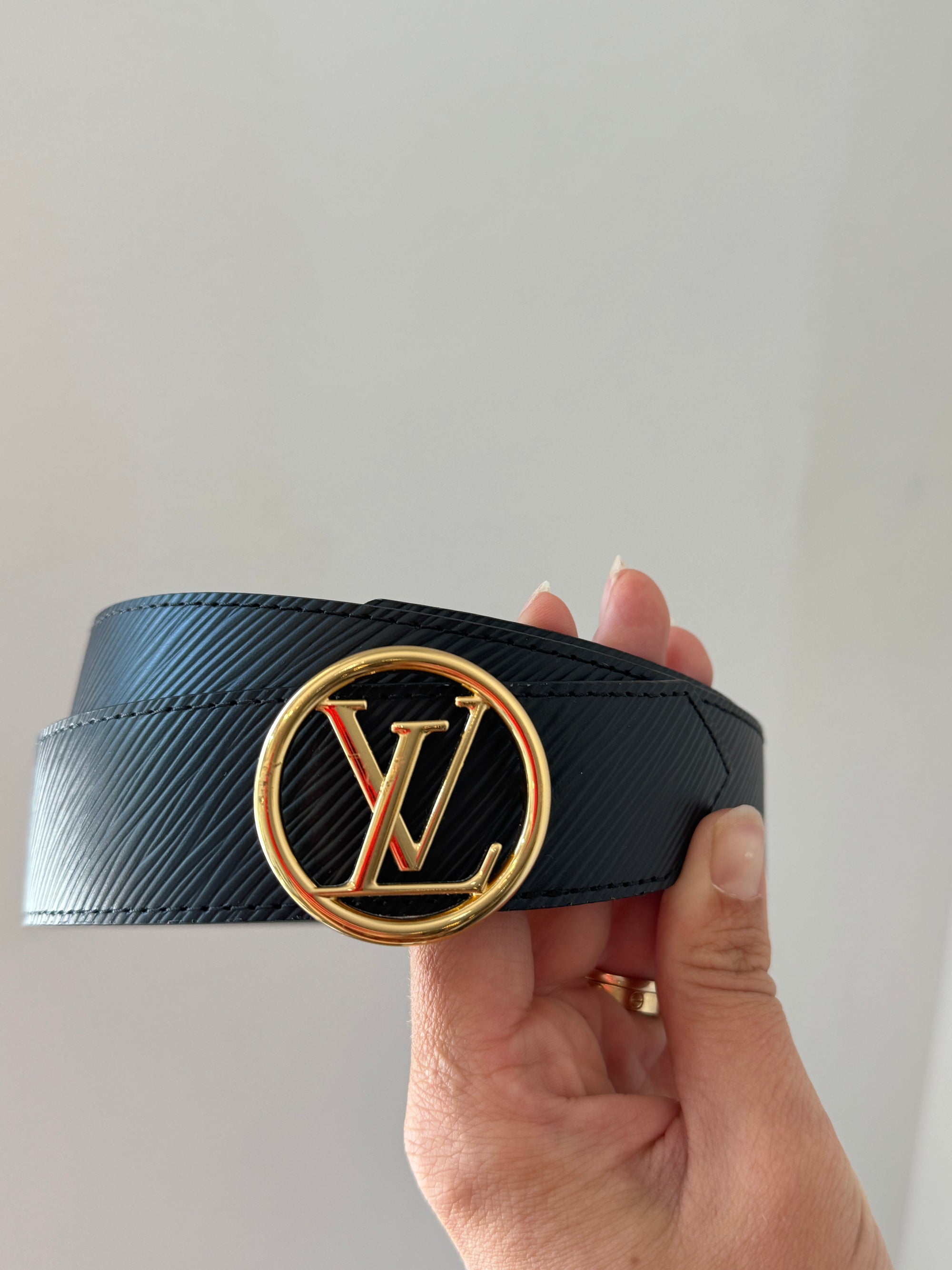 Louis Vuitton Reversible Belt, 80/32