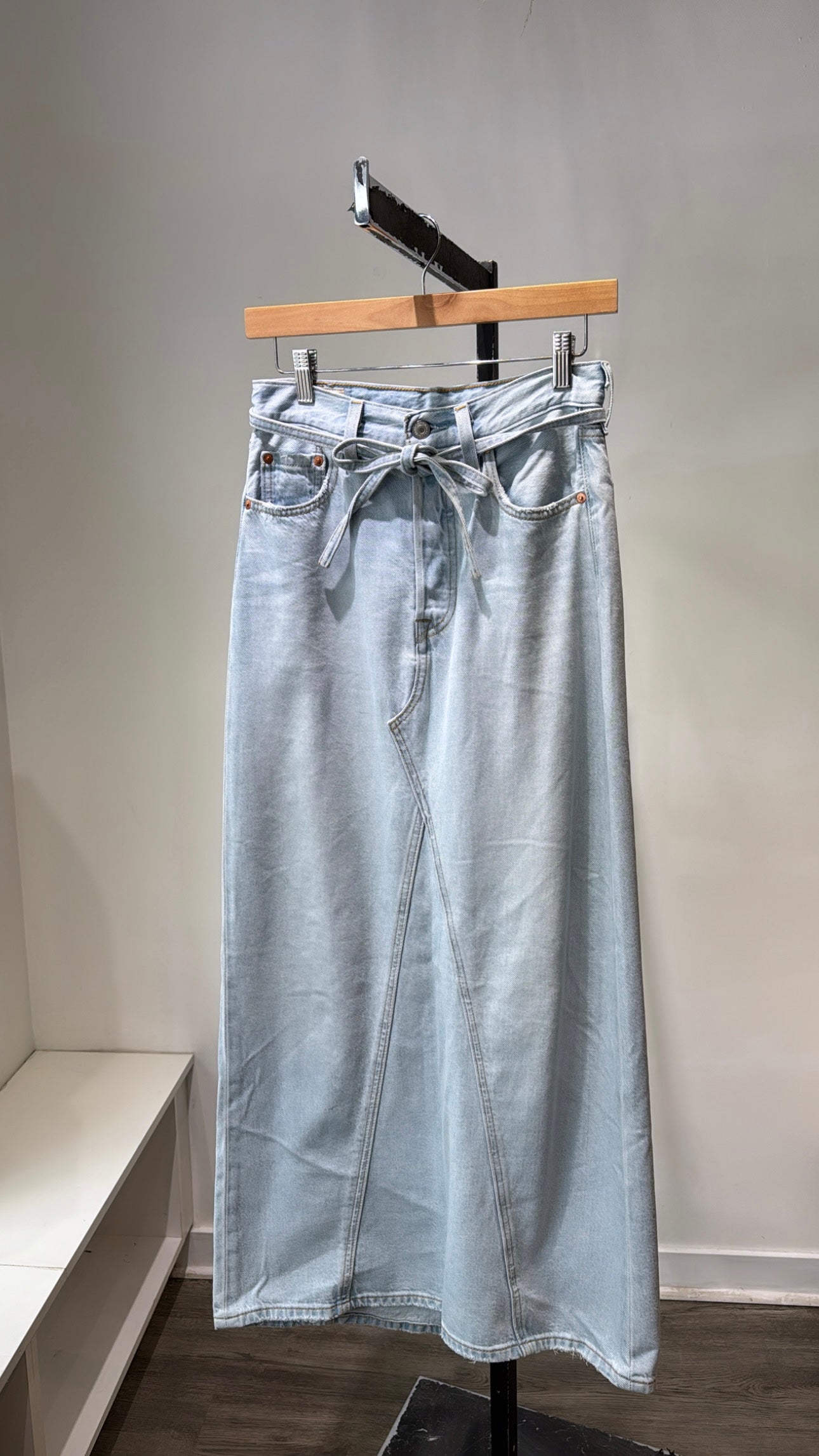 Levi's Iconic denim maxi skirt, Blue, 24