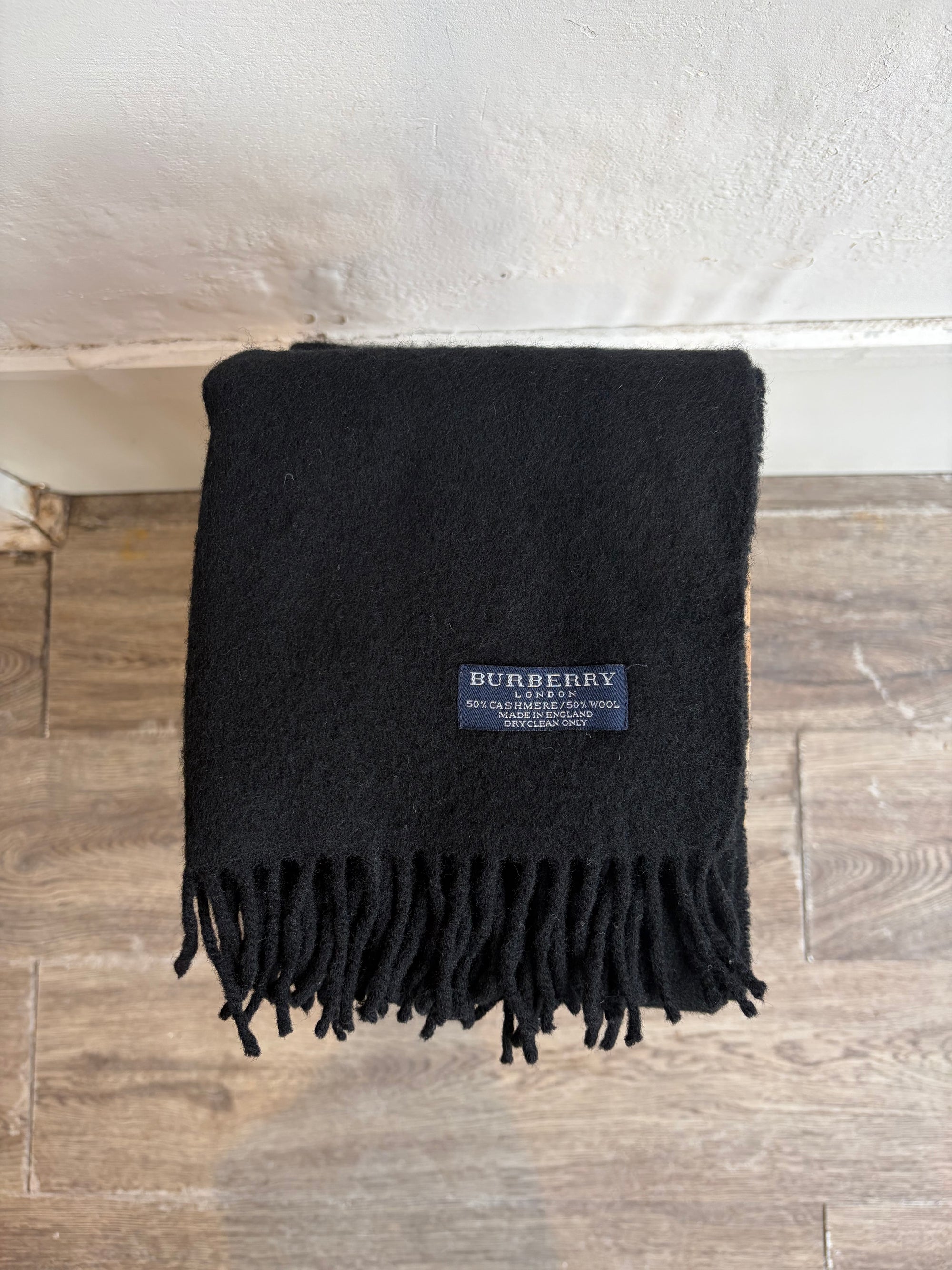 Burberry wool/cashmere  black fringe scarf