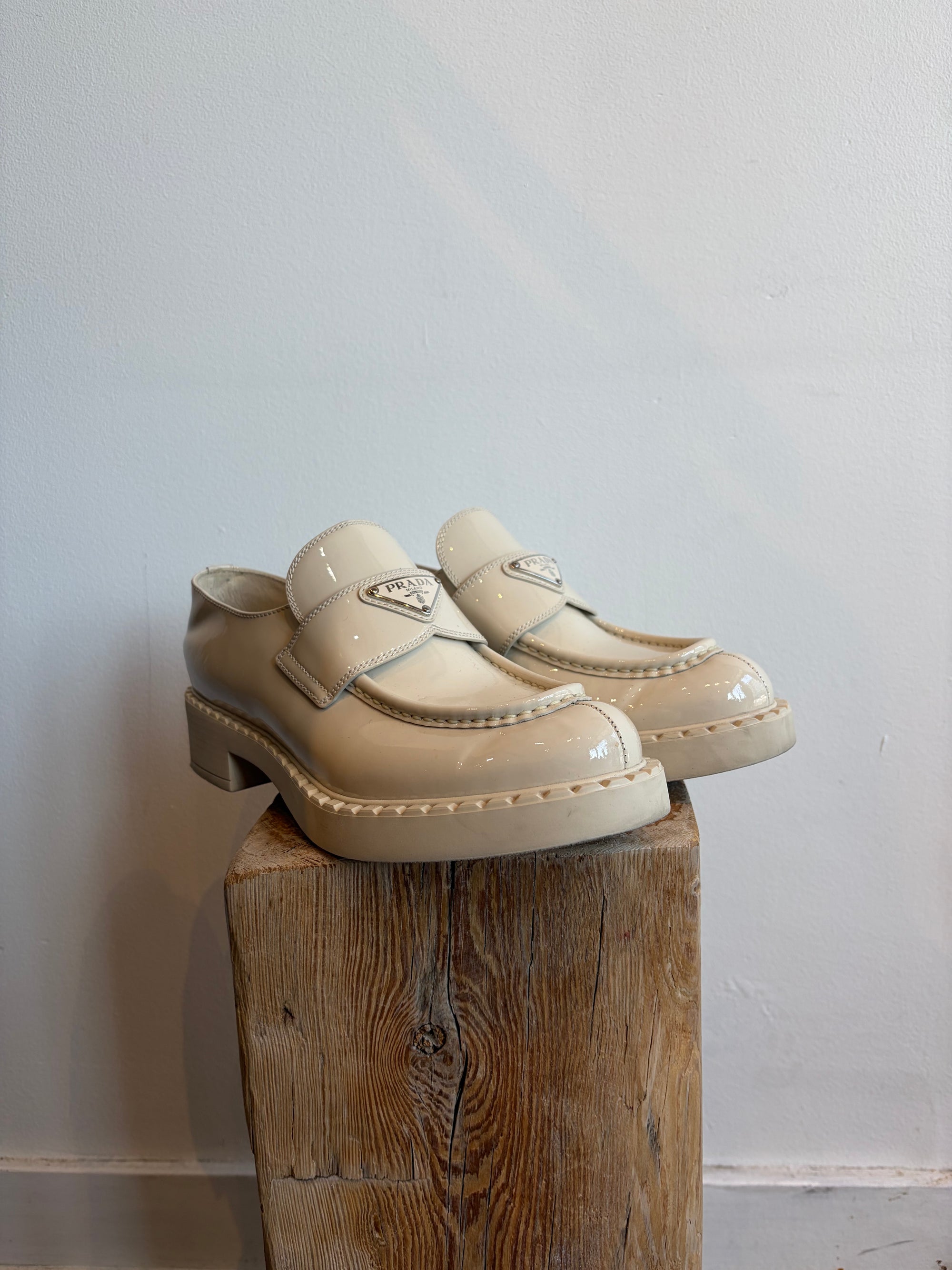 Prada Logo Plaque Loafers, White, 40