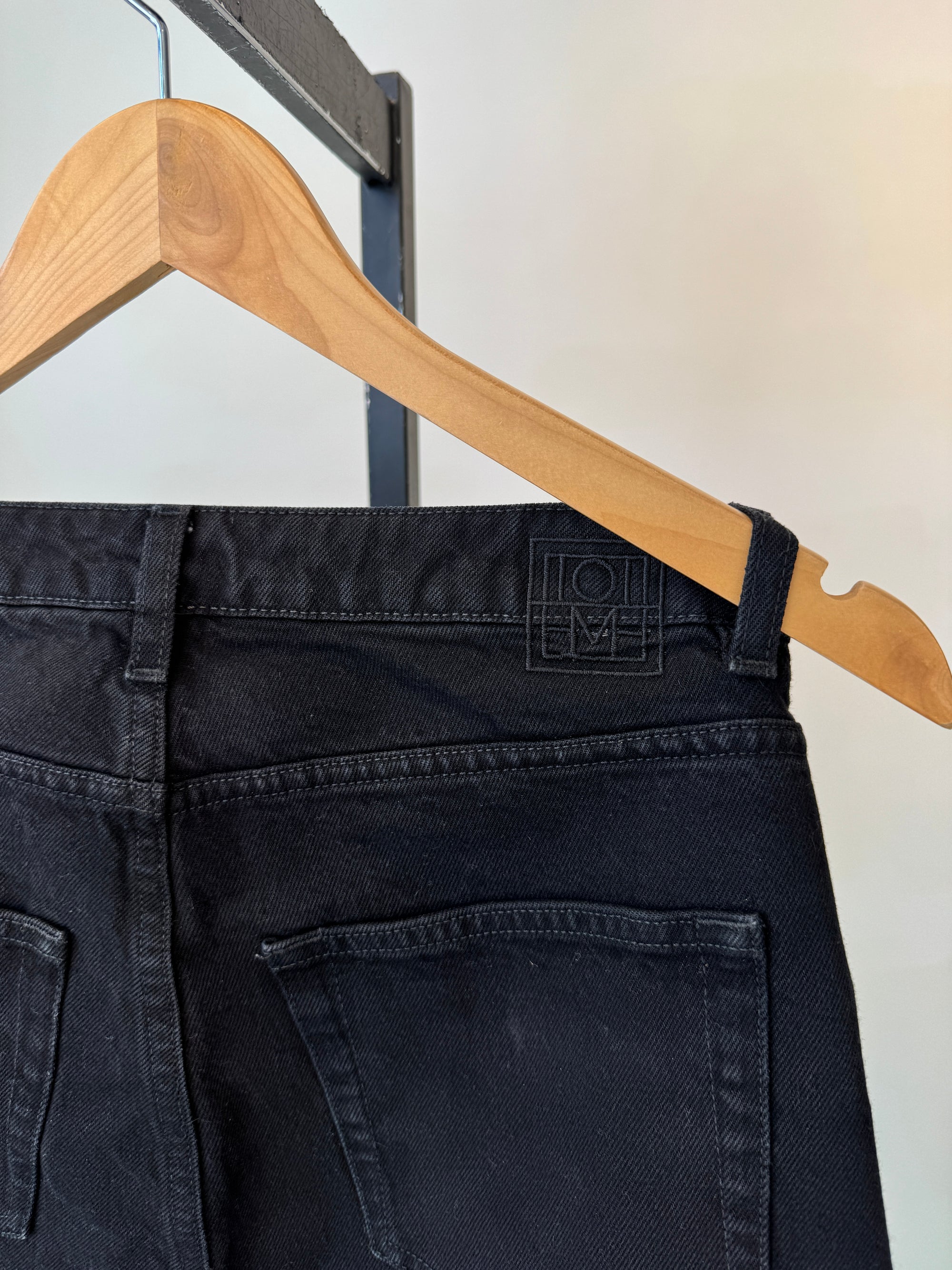 Toteme black barrel jeans, Black, 27