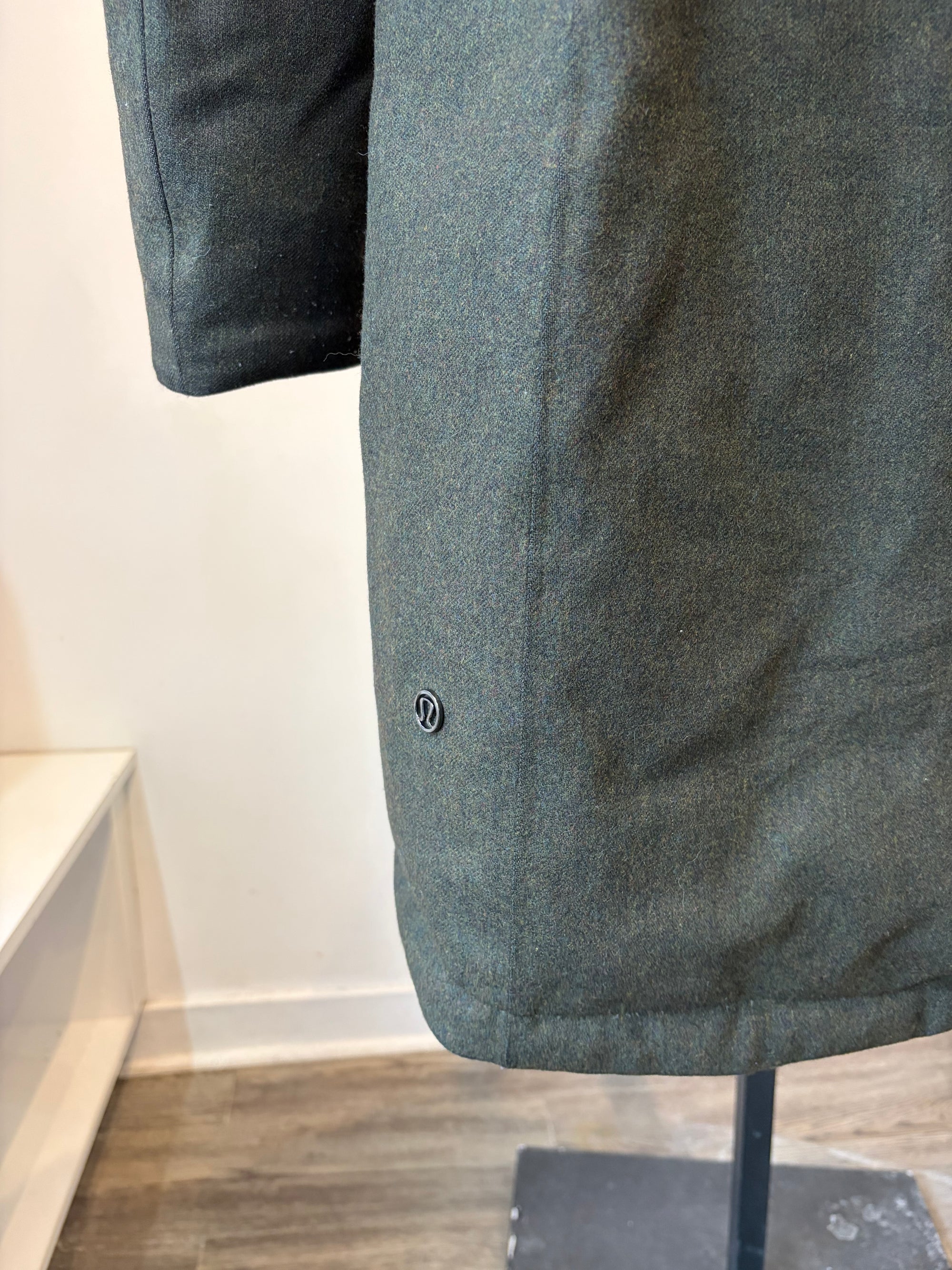 Lululemon Winter Warrior Parka, Dark green, 4