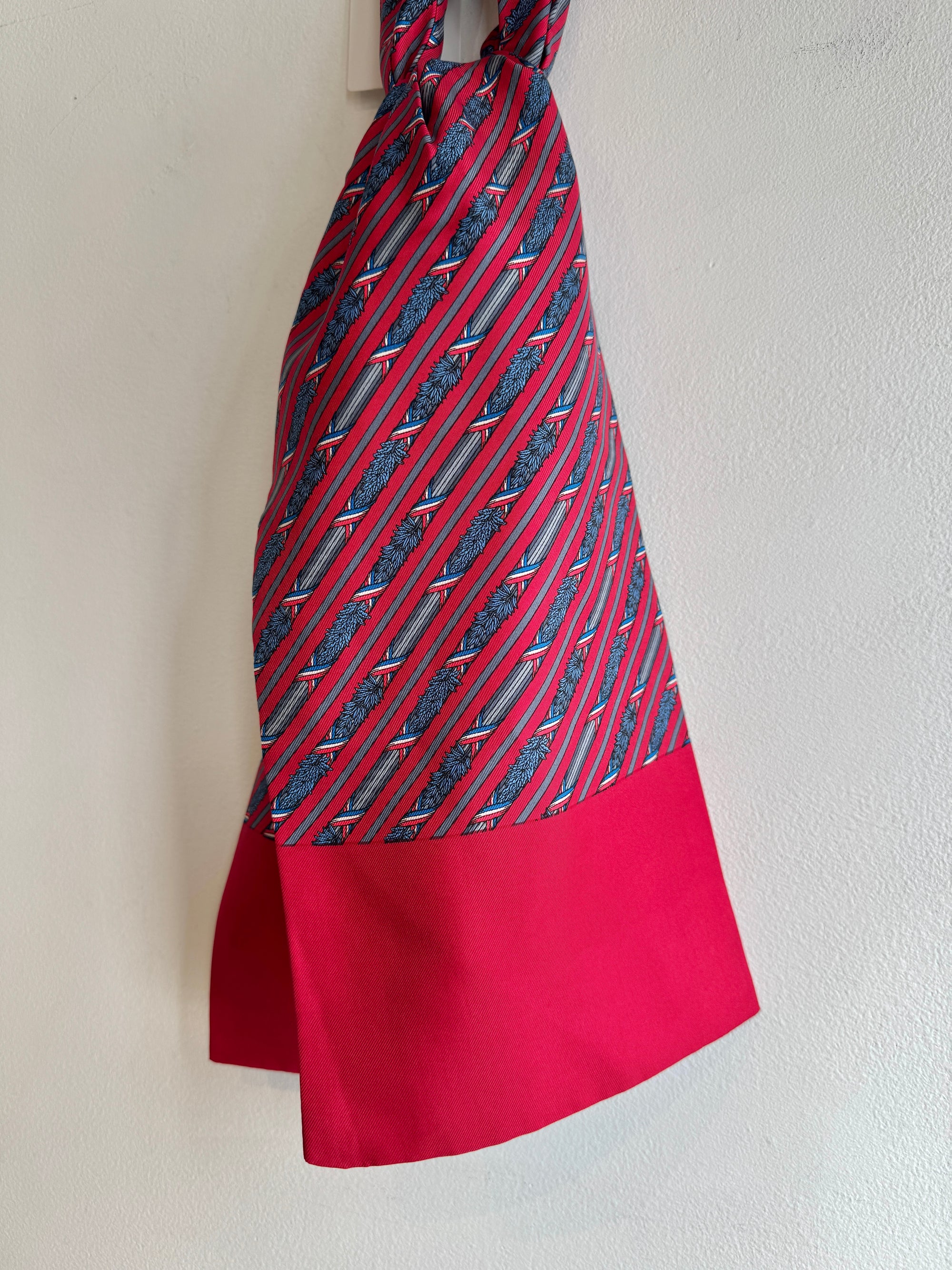 Hermès 100% silk ascot tie, red/blue printed