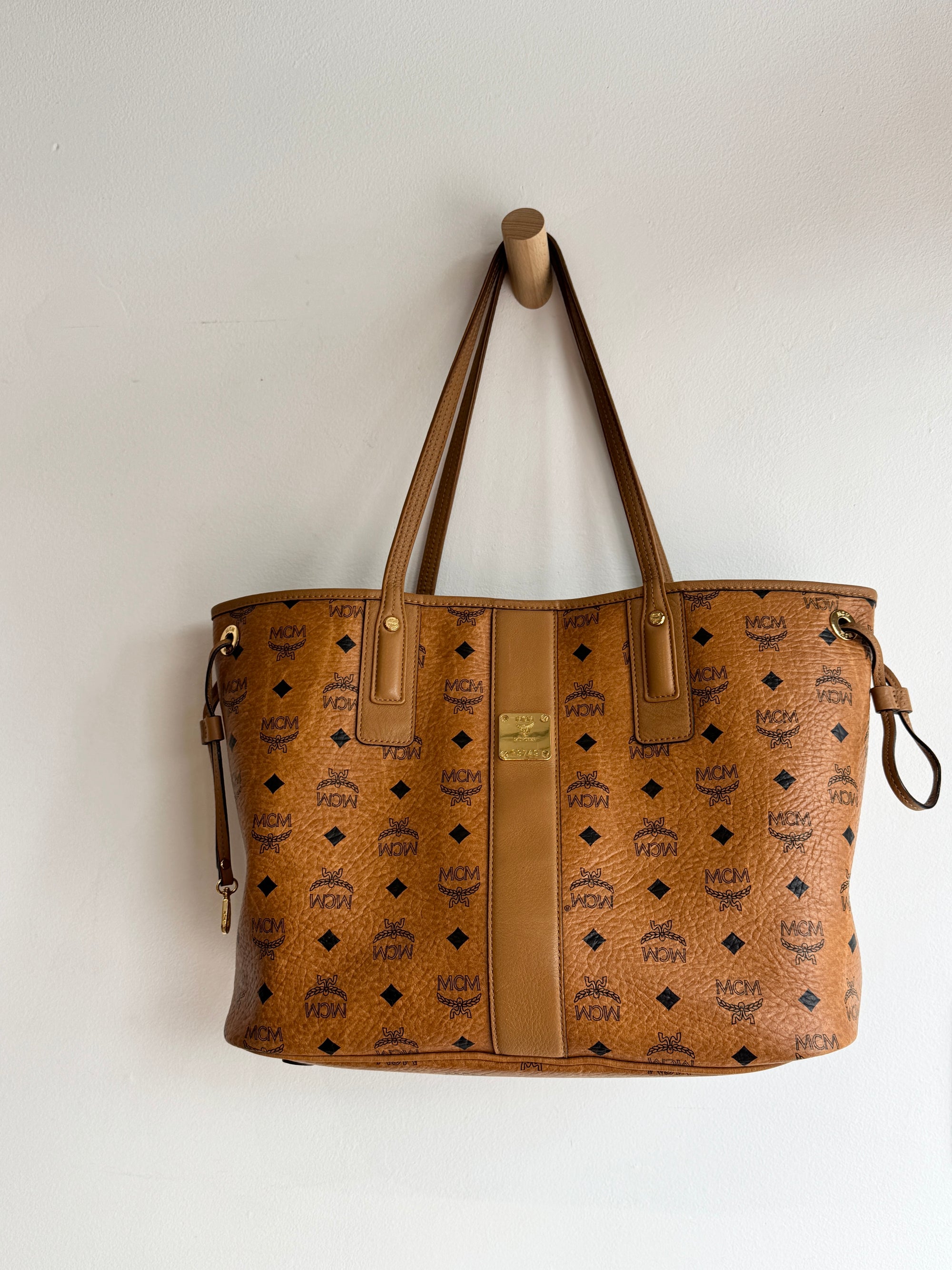 MCM Medium Liz Reversible Shopper Brown
