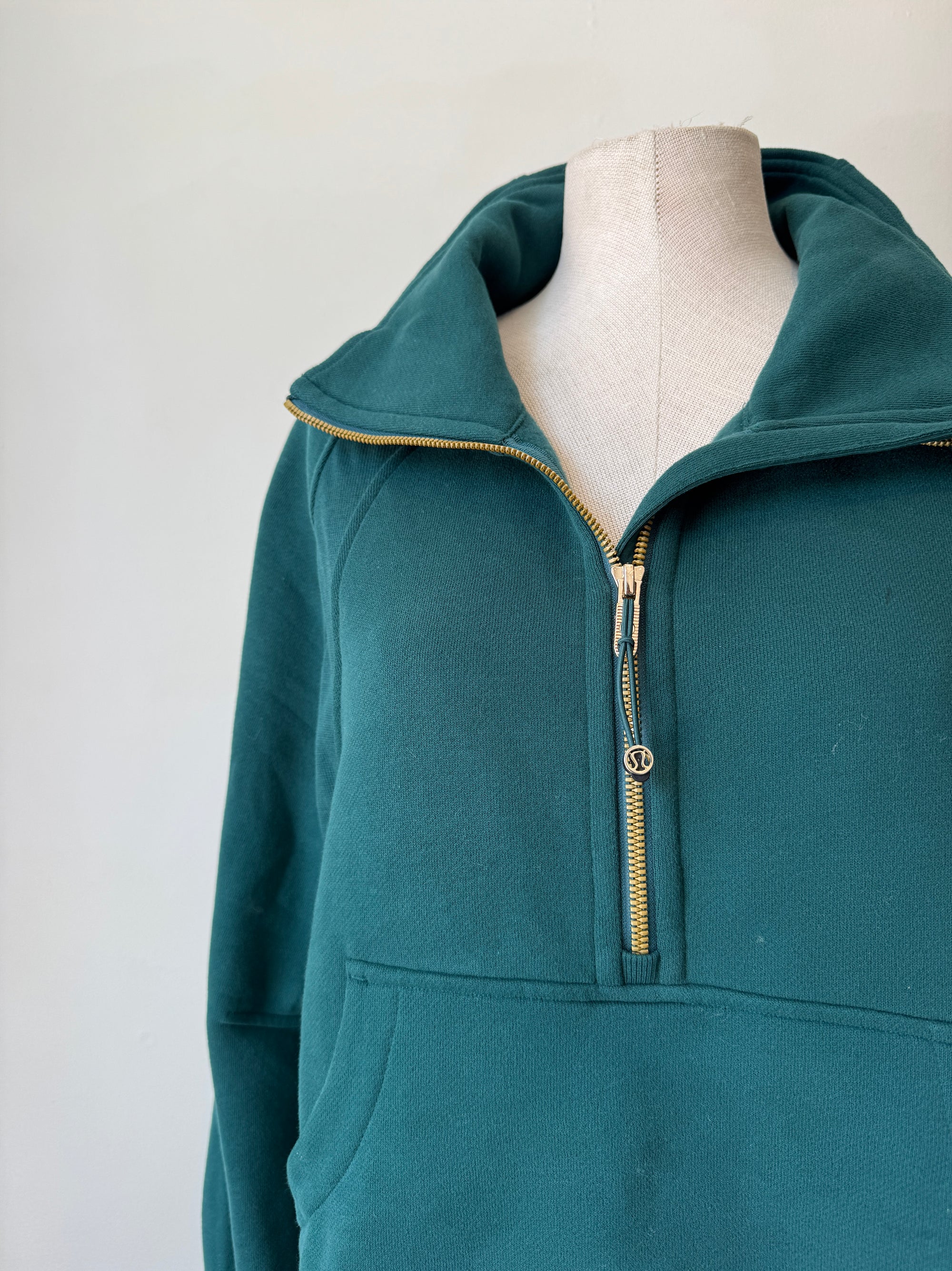 Lululemon 1/4 Zip Scuba Sweater Green, M/L