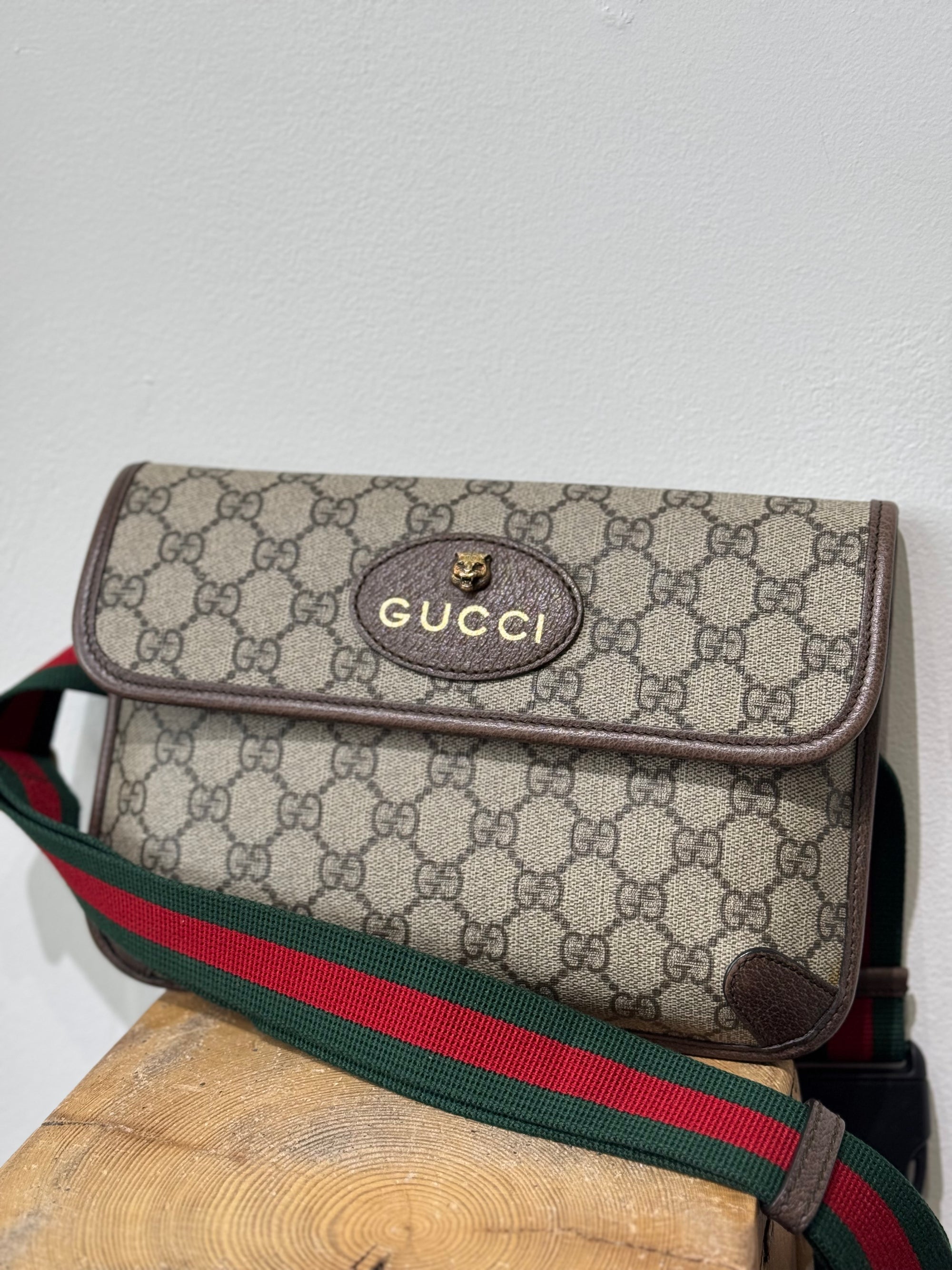 Gucci Neo Vintage GG Supreme Canvas Belt bag, Handbags Monogram