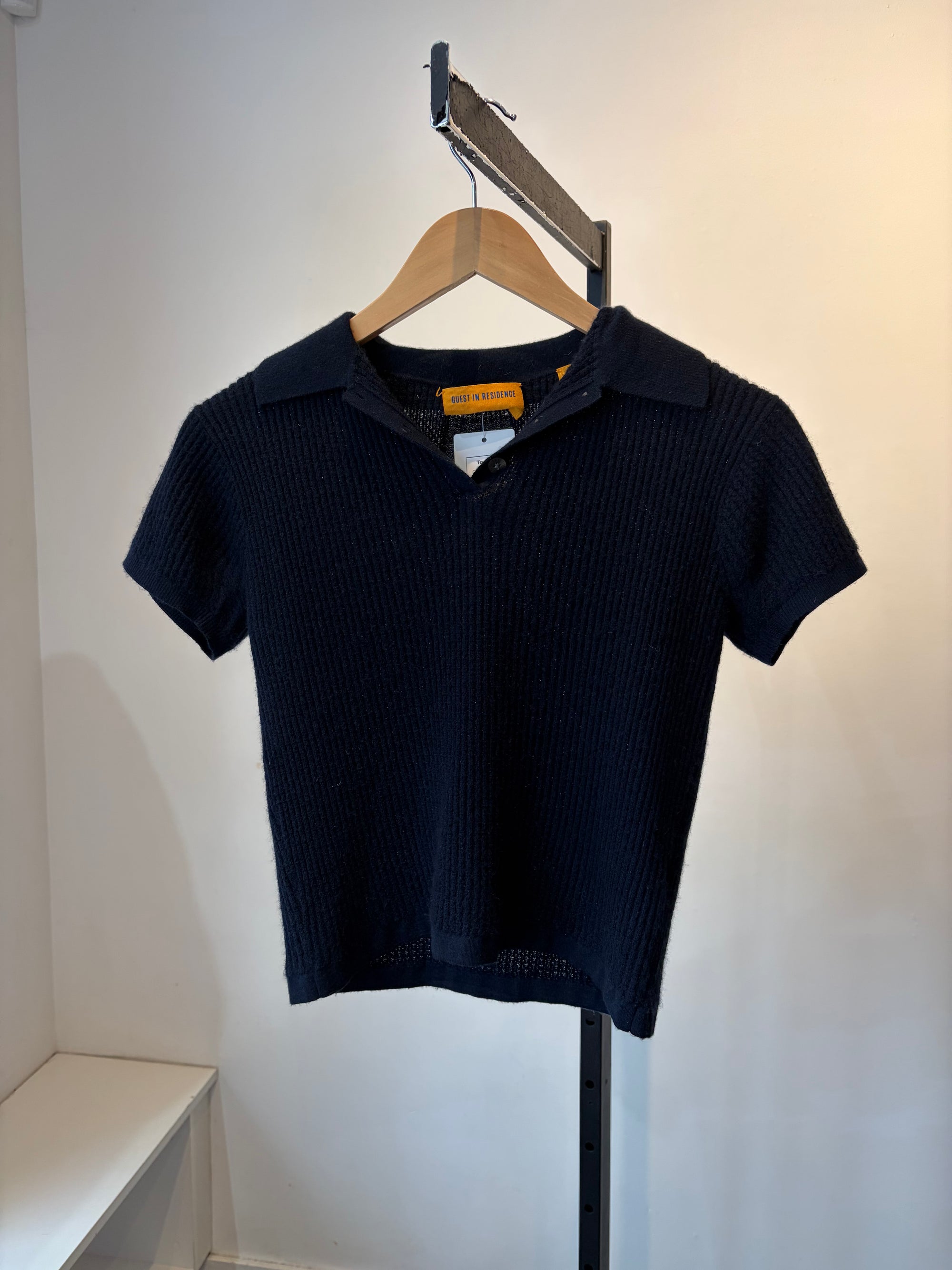 Guest in Residence Shrunken Cashmere Polo Top, Navy, Small