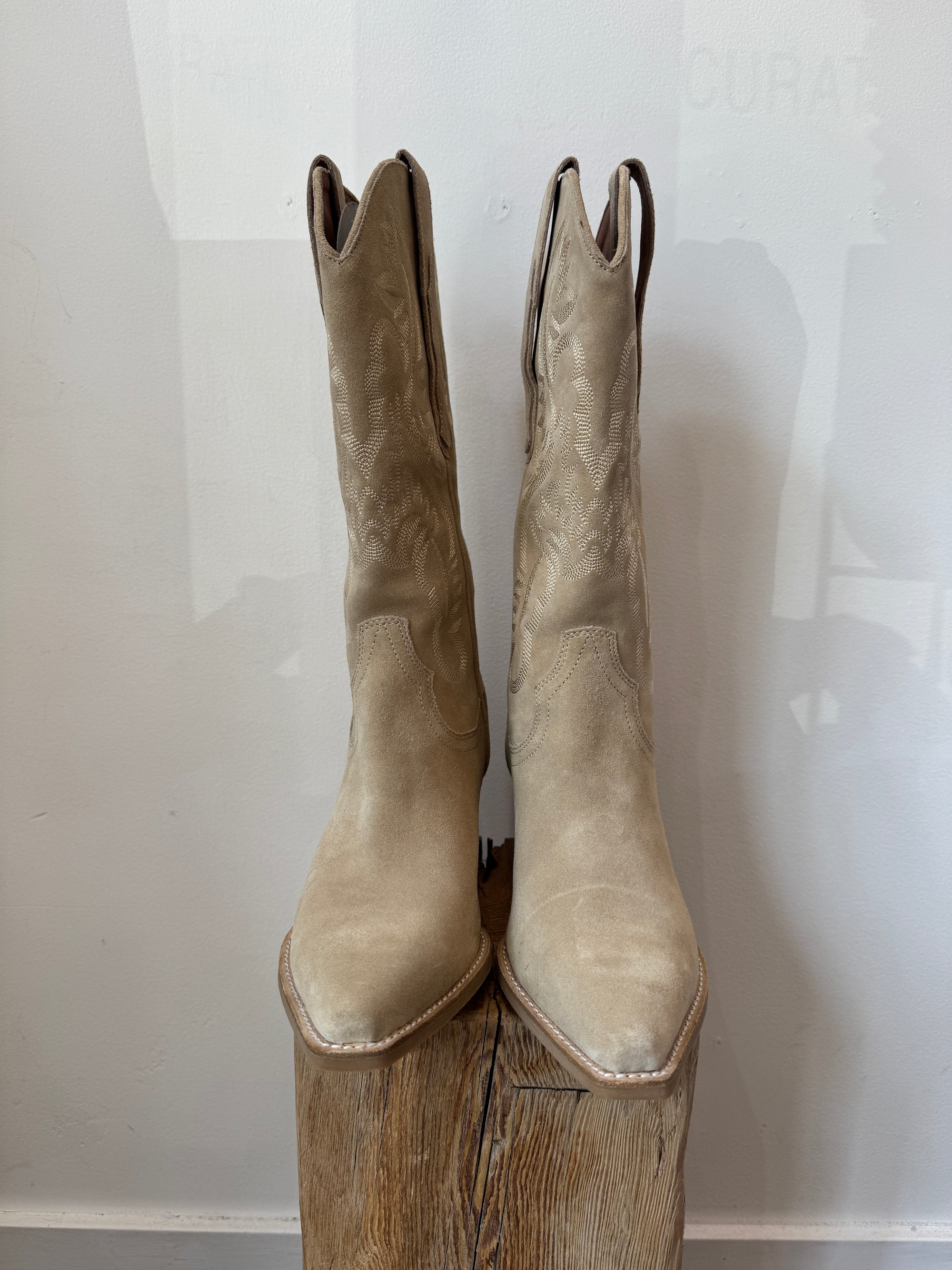Jeffrey Campbell western suede boots, Tan, 10