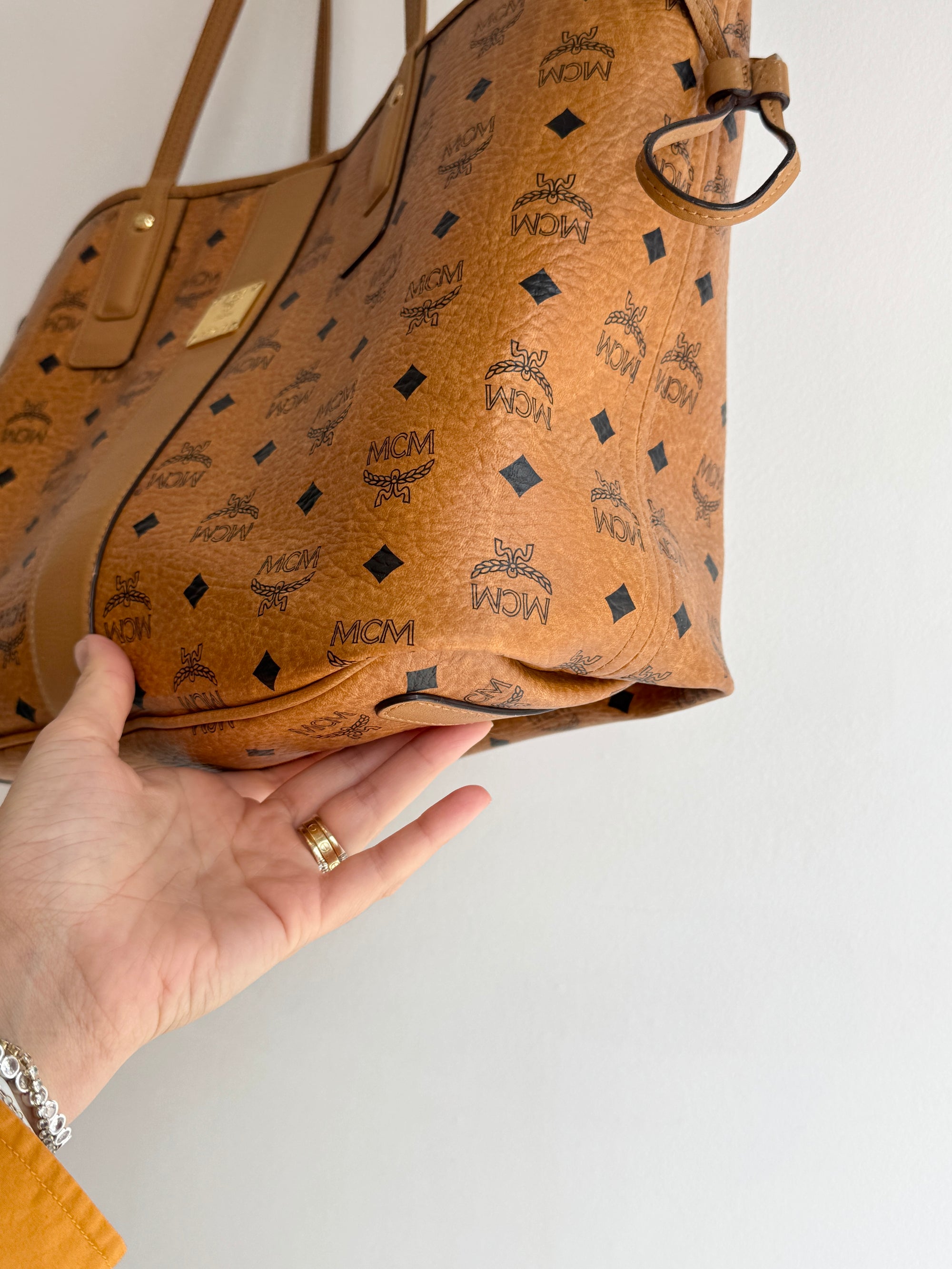 MCM Medium Liz Reversible Shopper Brown