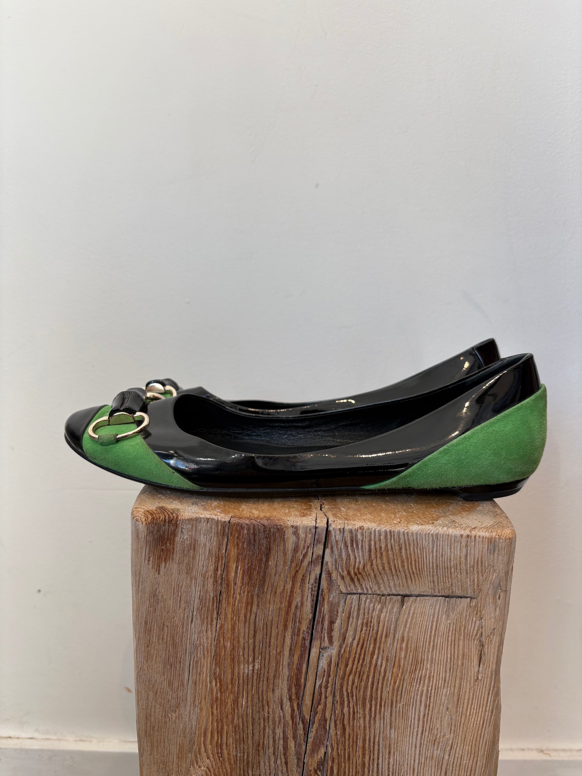 Gucci, Horsebit ballet Flats green suede and black, 8