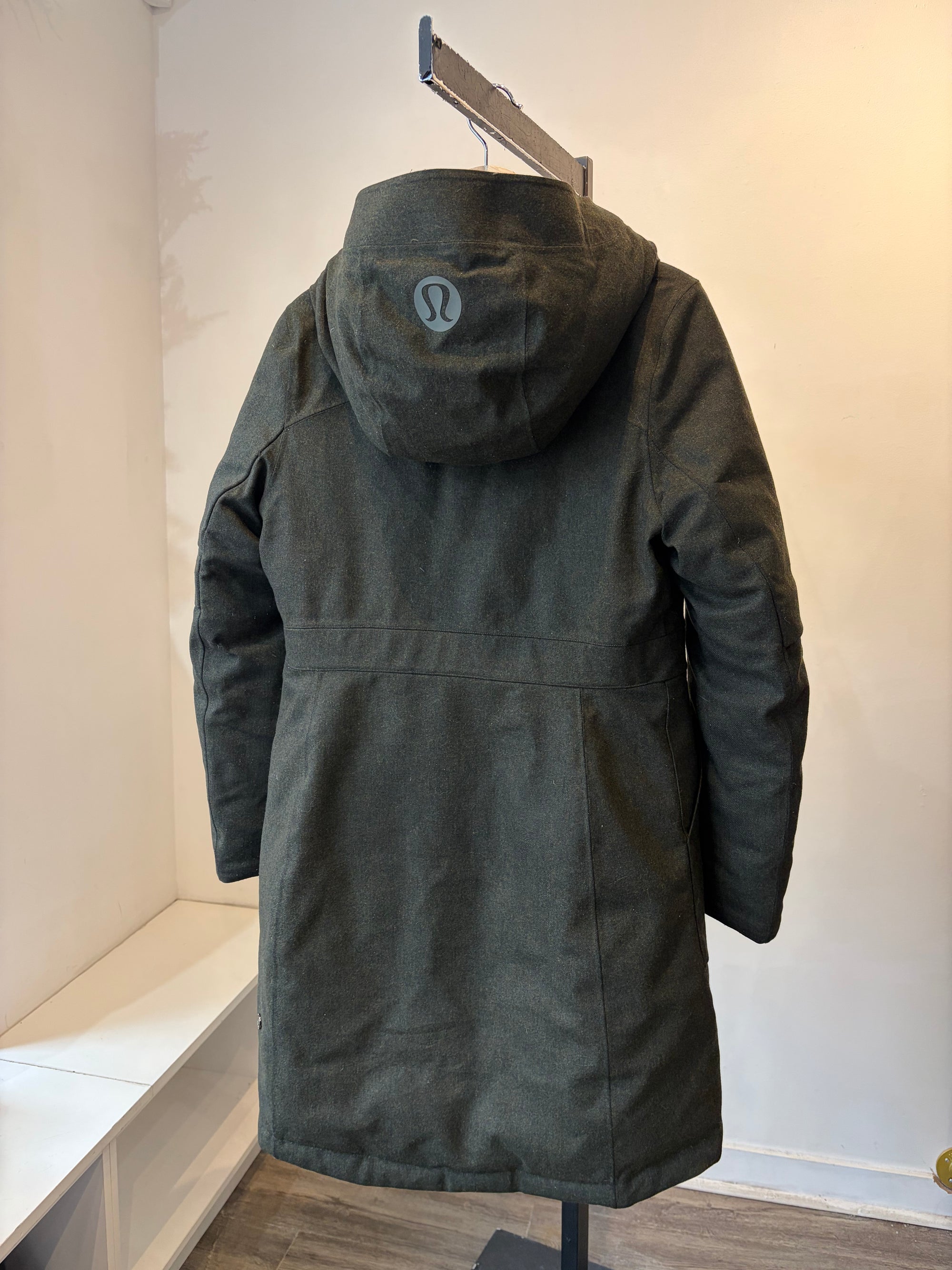 Lululemon Winter Warrior Parka, Dark green, 4