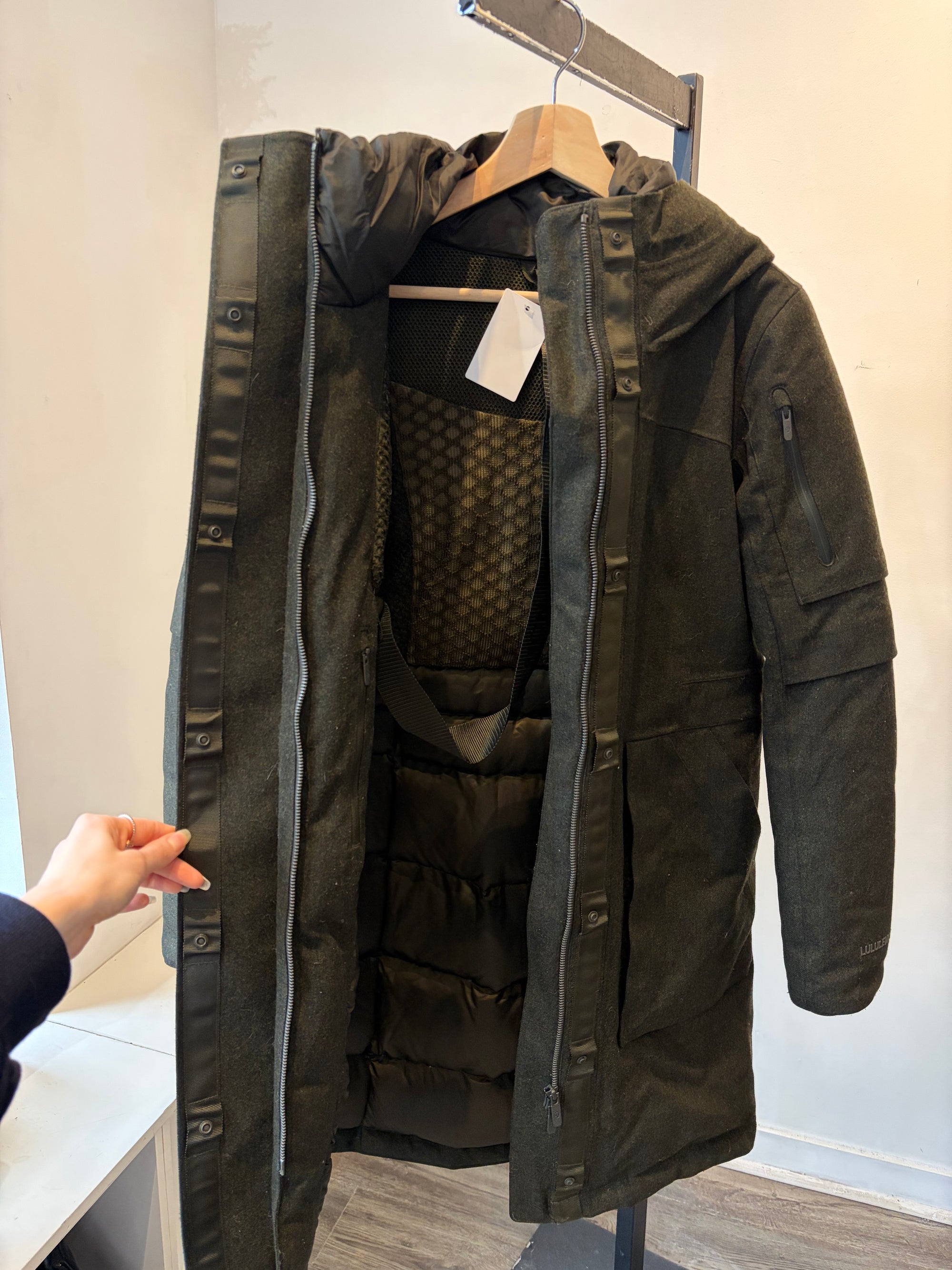 Lululemon Winter Warrior Parka, Dark green, 4