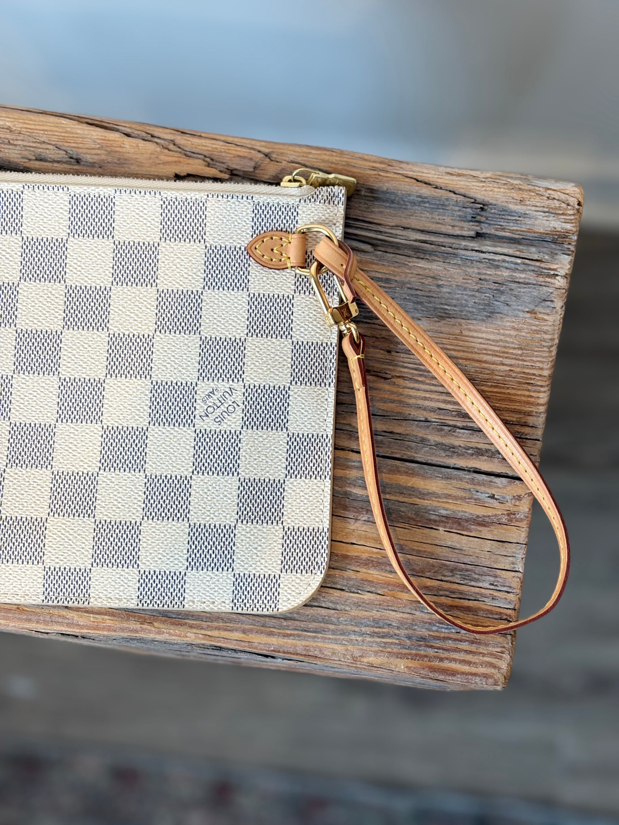 Louis Vuitton Neverfull Pouch, Damier Azur