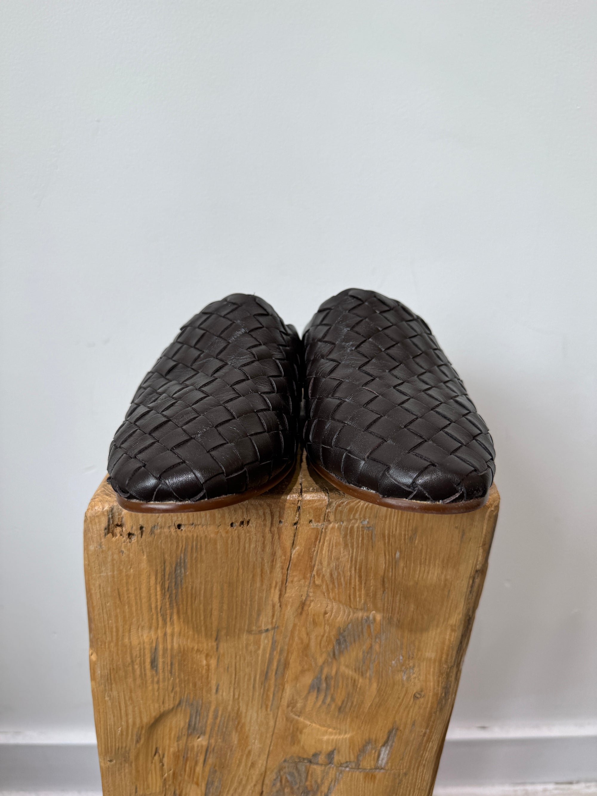 Frankie4 Wallace Mule, Chocolate Brown, 7