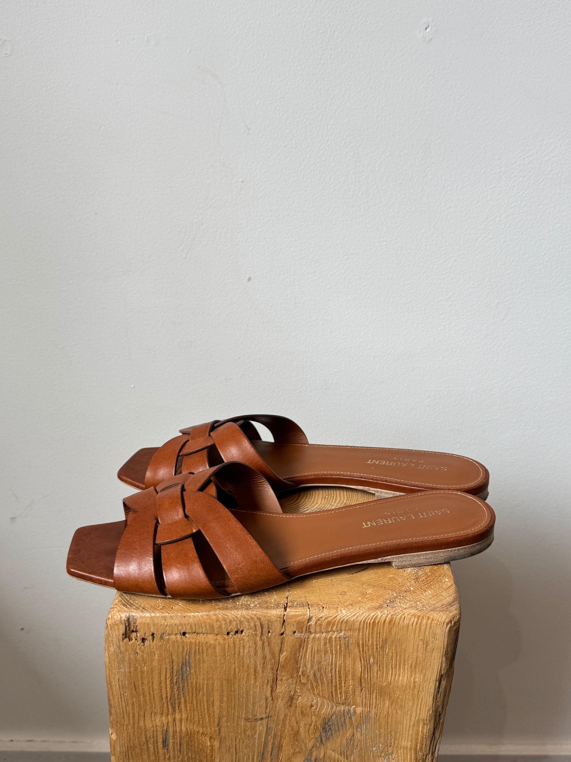 Saint Laurent Tribute Flat Slides Brown, 39