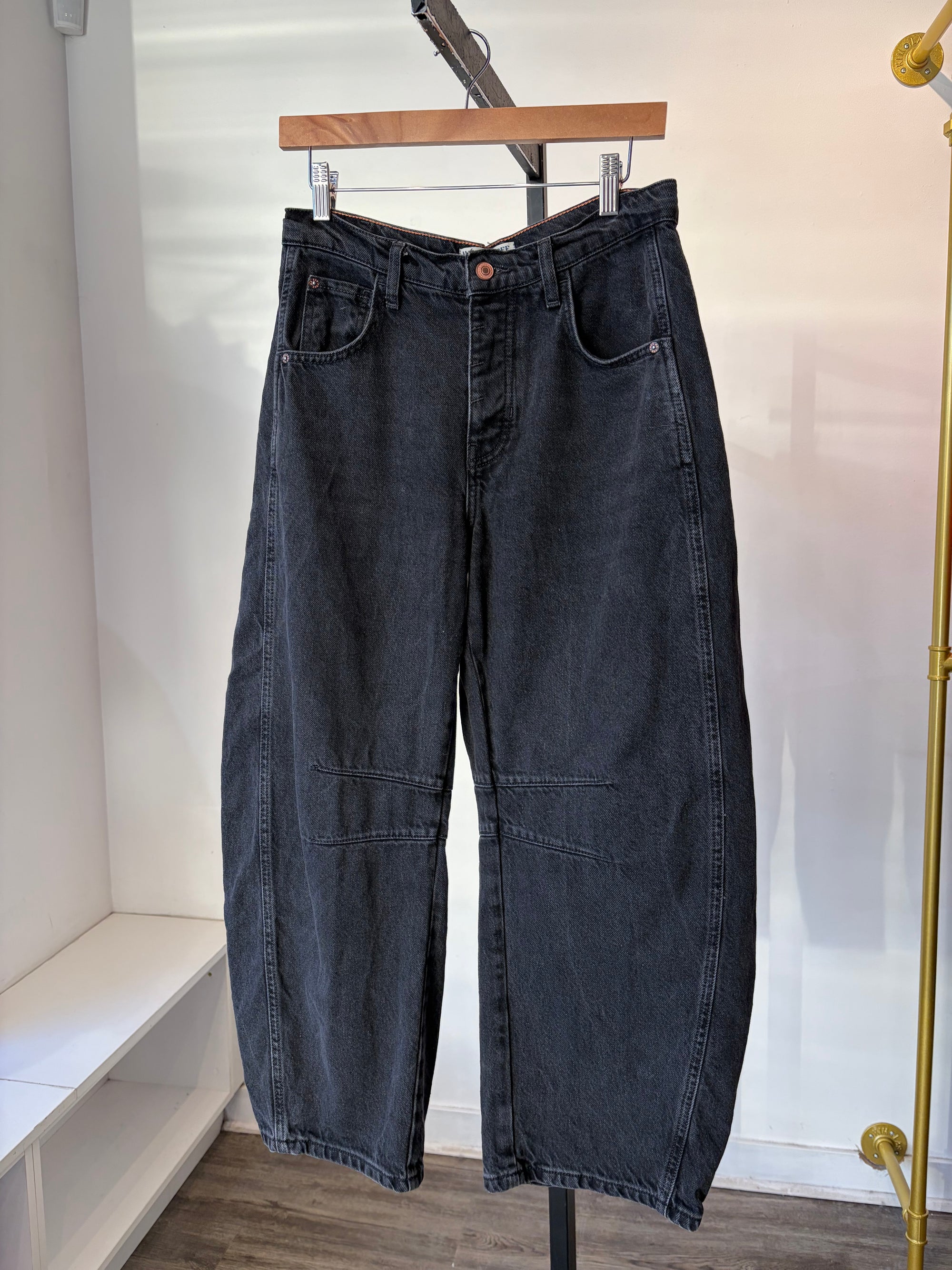 Free People Barrel Jeans, Black, 26