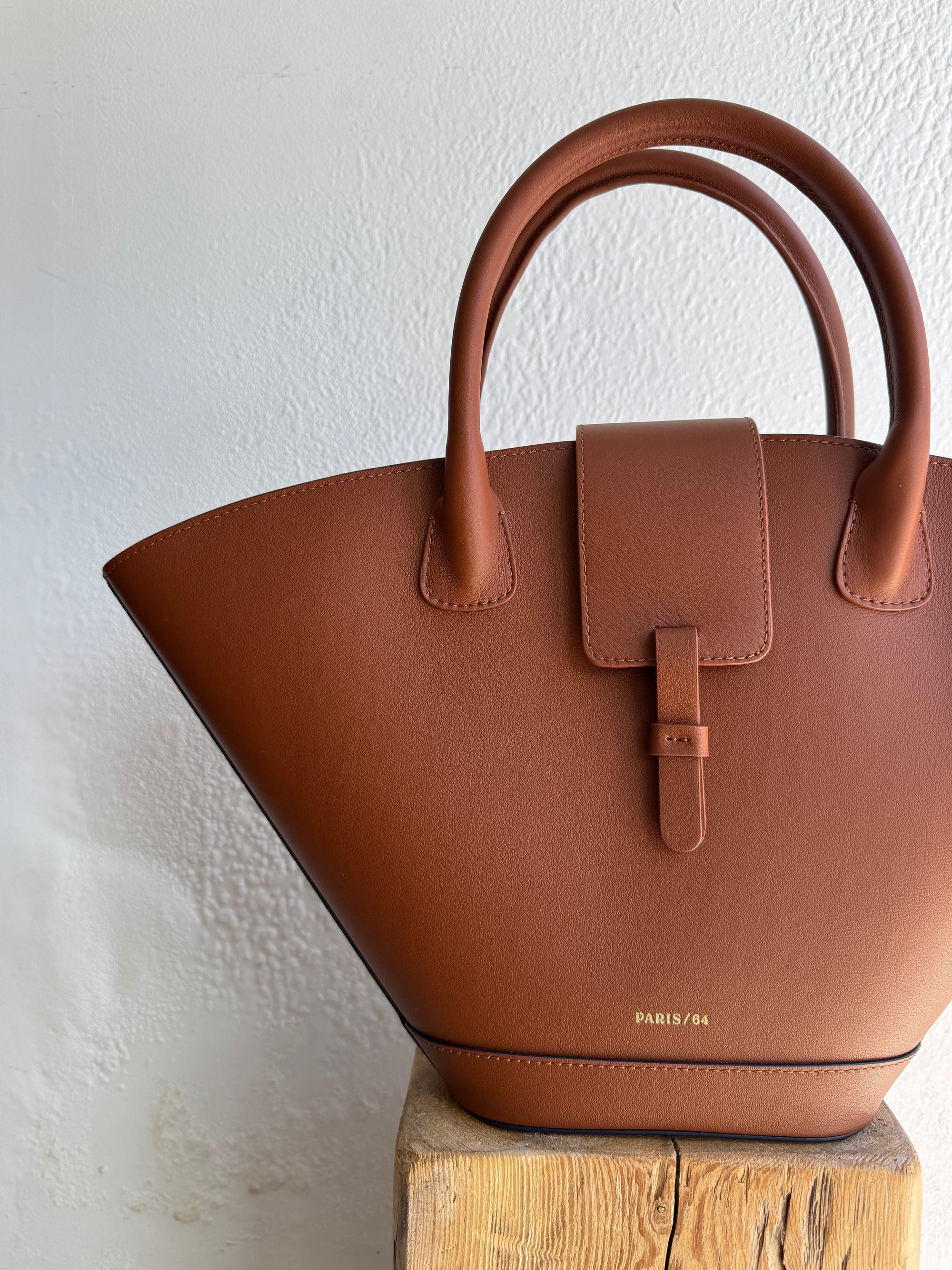 Paris 64 Lumiere Tote Bag, Caramel