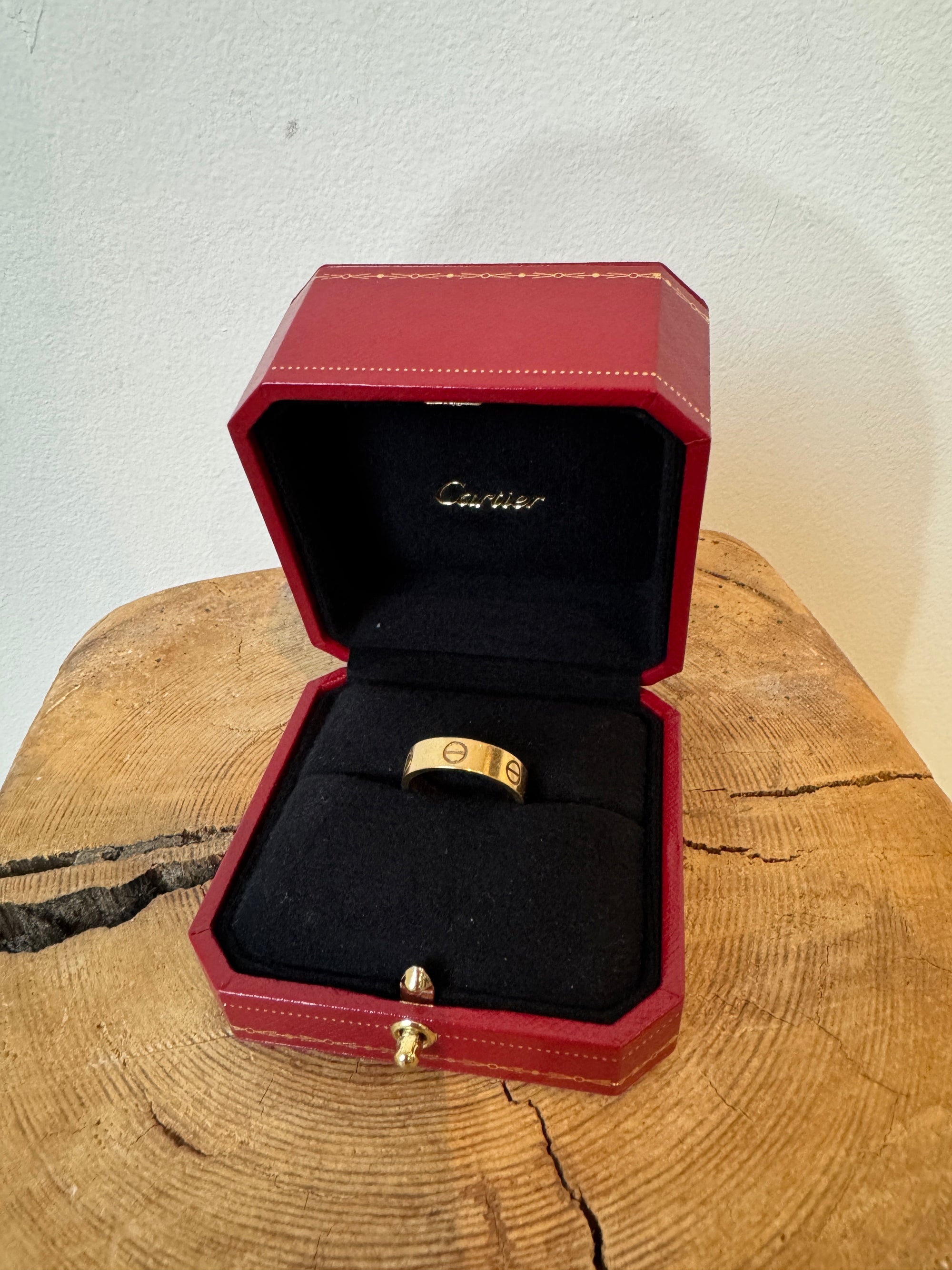 Cartier Love Ring Classic, Gold, 56mm