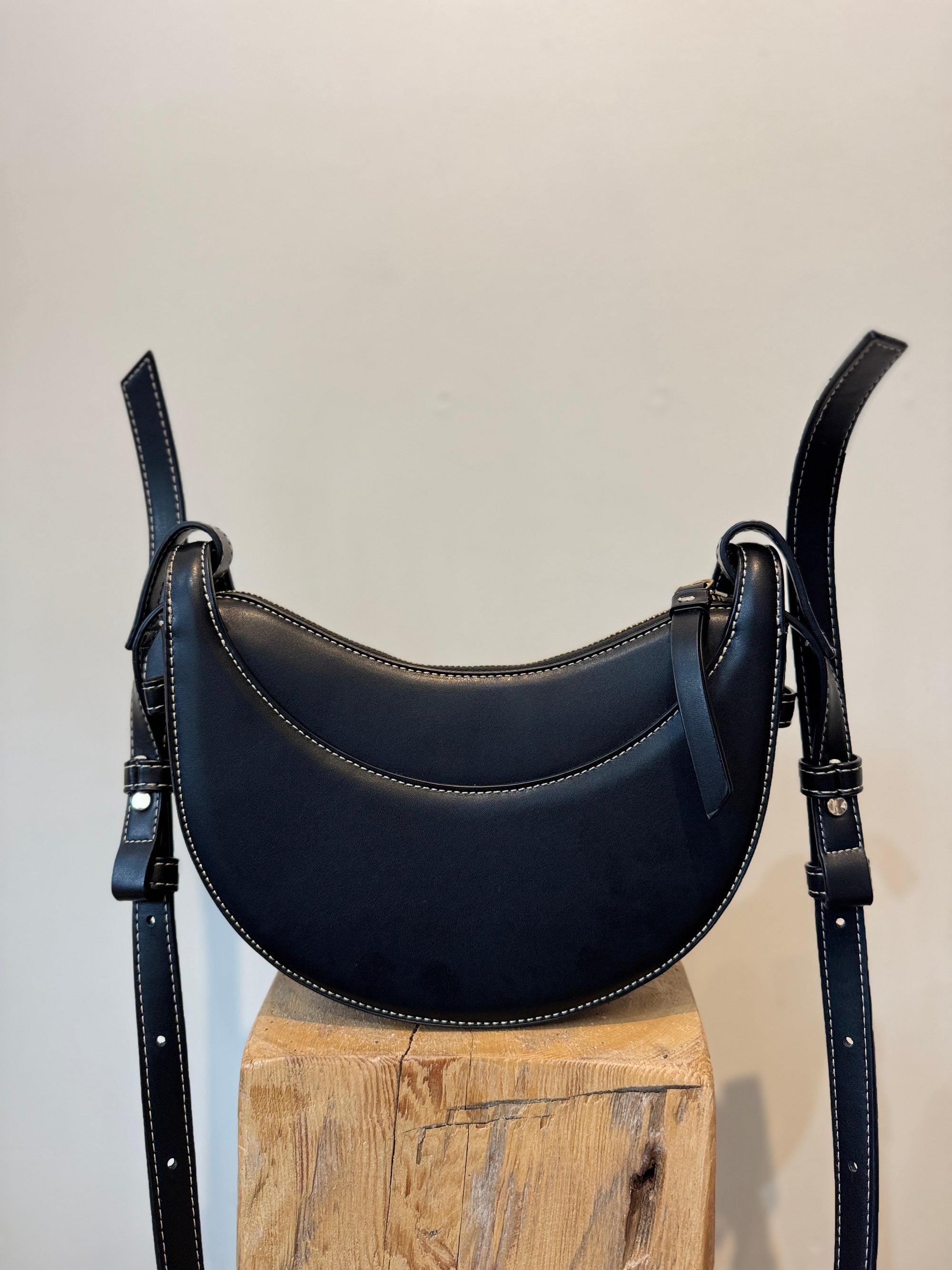 Polène Numéro Dix Smooth Leather Shoulder Bag,  Black