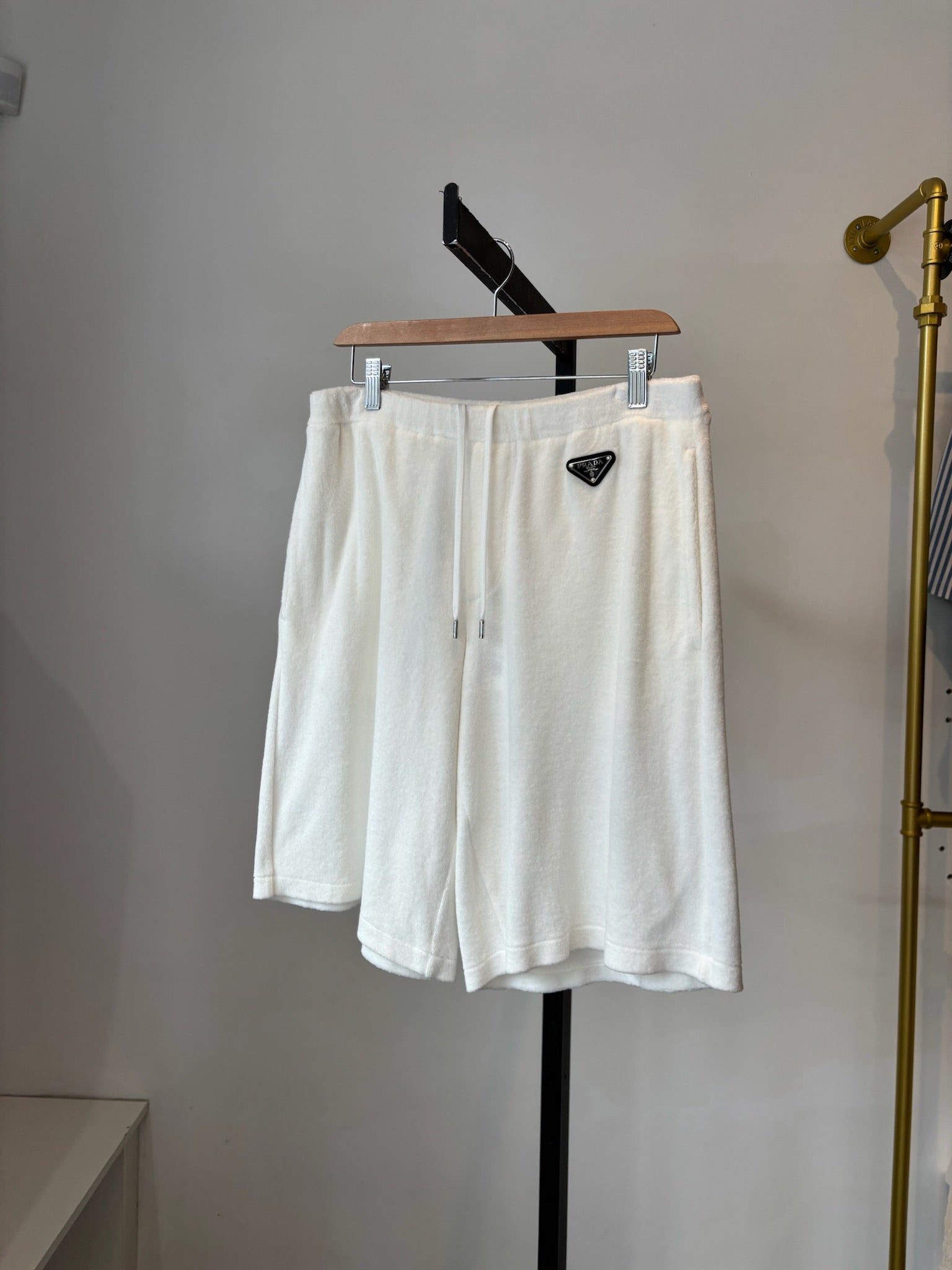 Prada terry bermuda logo plaque shorts, White, Medium