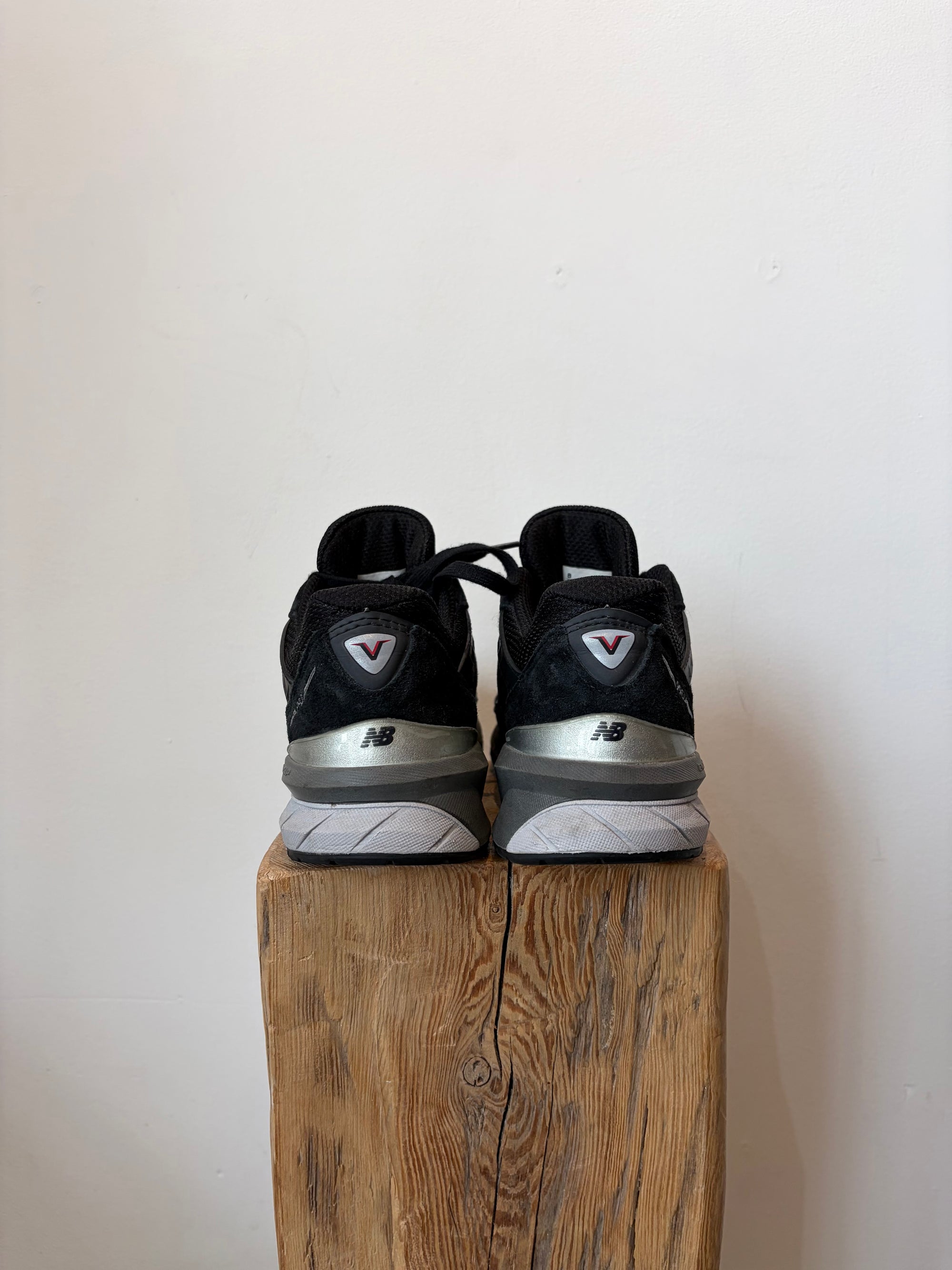 New Balance Shoes, 990 V5 Black, 6 M (7.5 W)