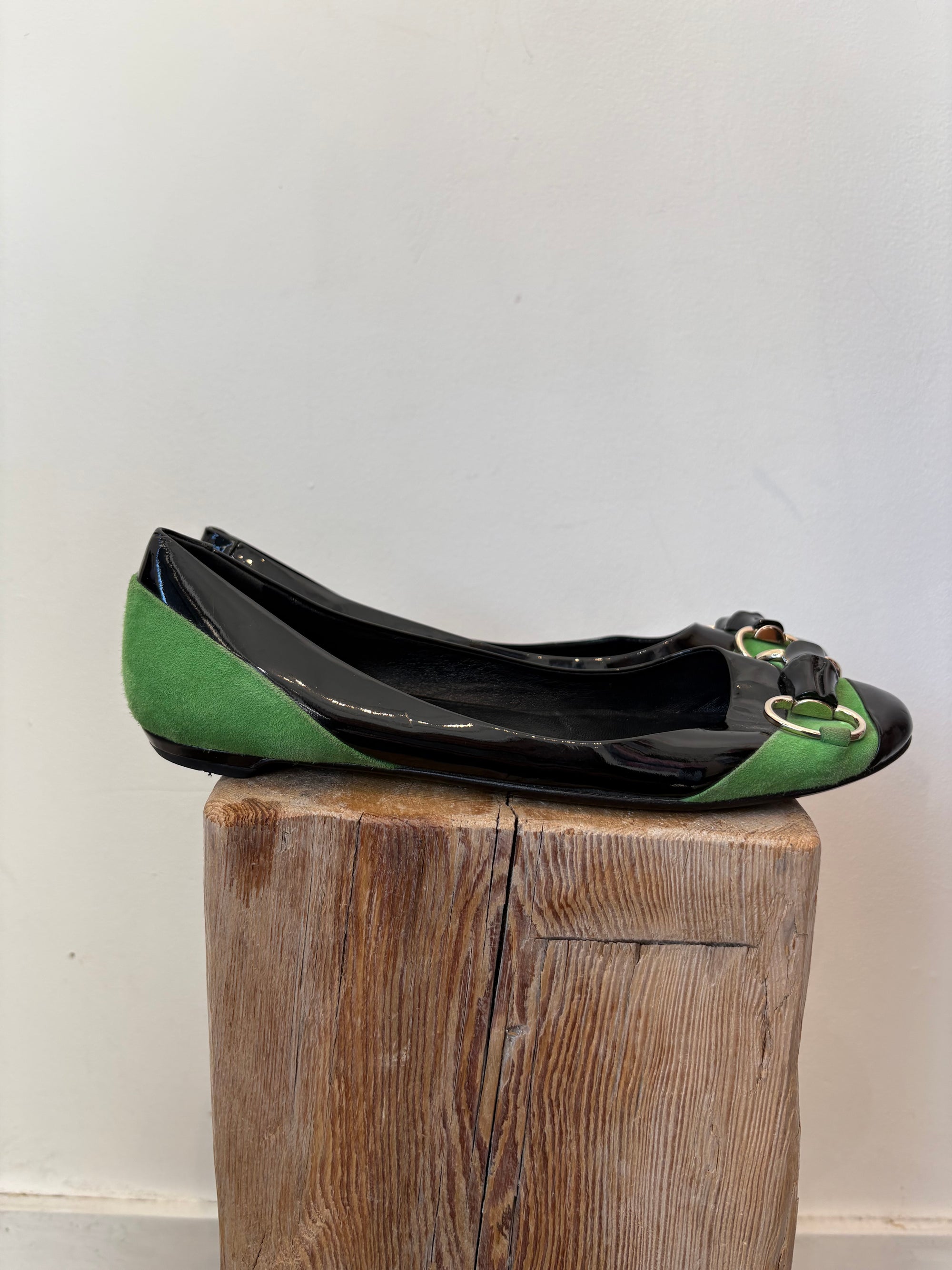 Gucci, Horsebit ballet Flats green suede and black, 8