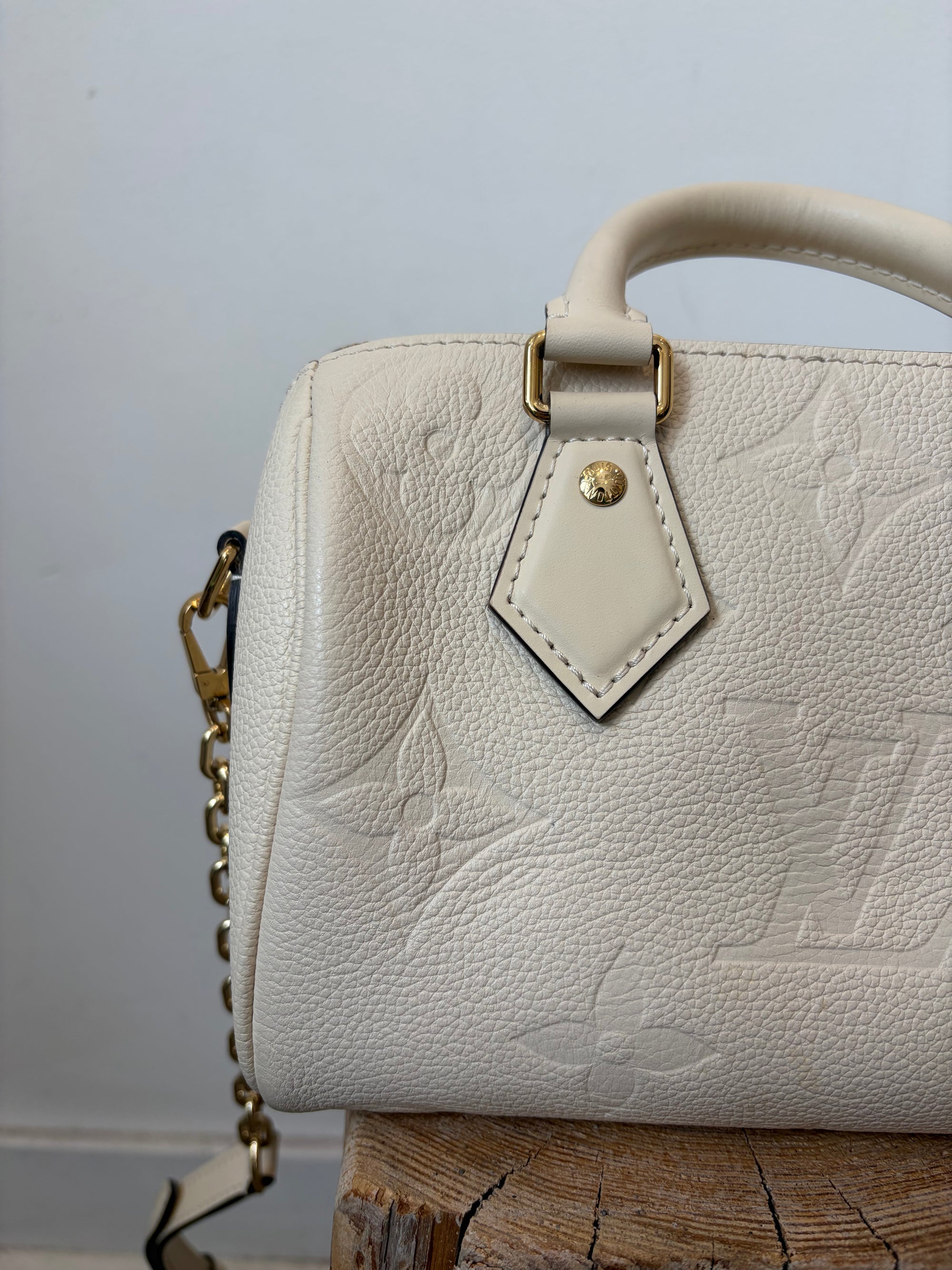 Louis Vuitton Speedy Bandoulière 20, Cream