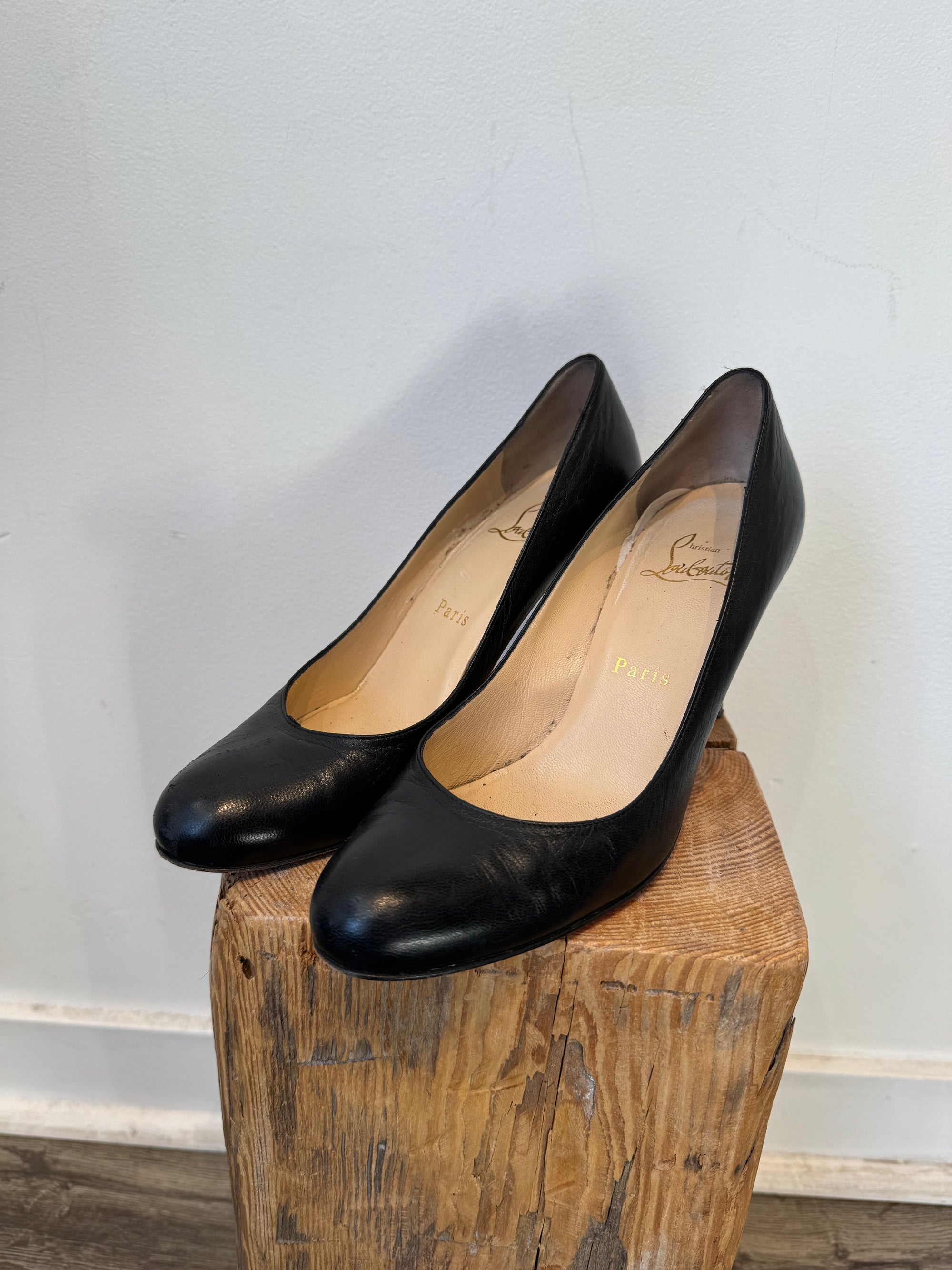 Christian Louboutin Simple Pump Black 36.5 The Recollective