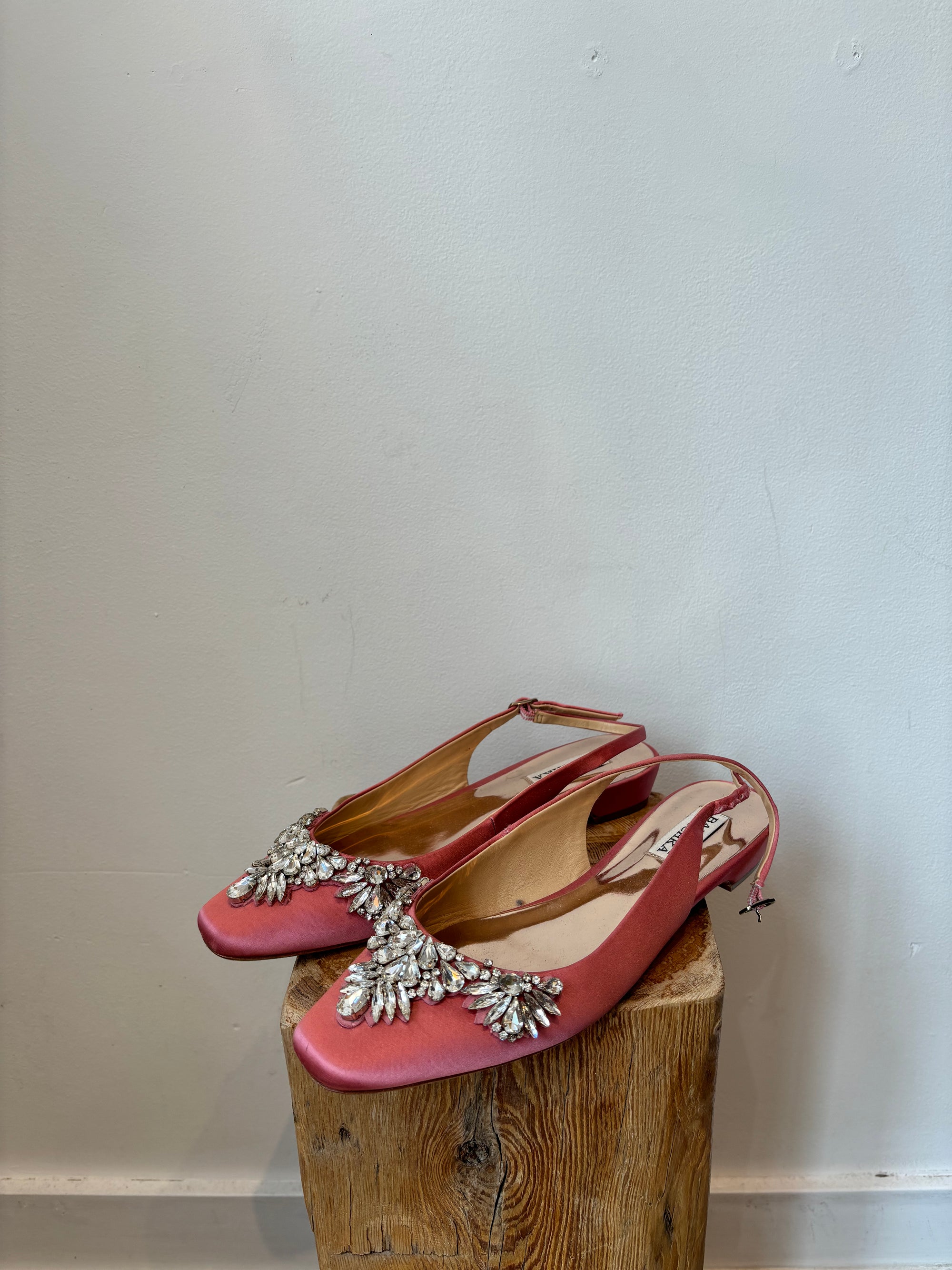 Badgley Mischka, Pink Crystal Slingback Flats, Size 8.5