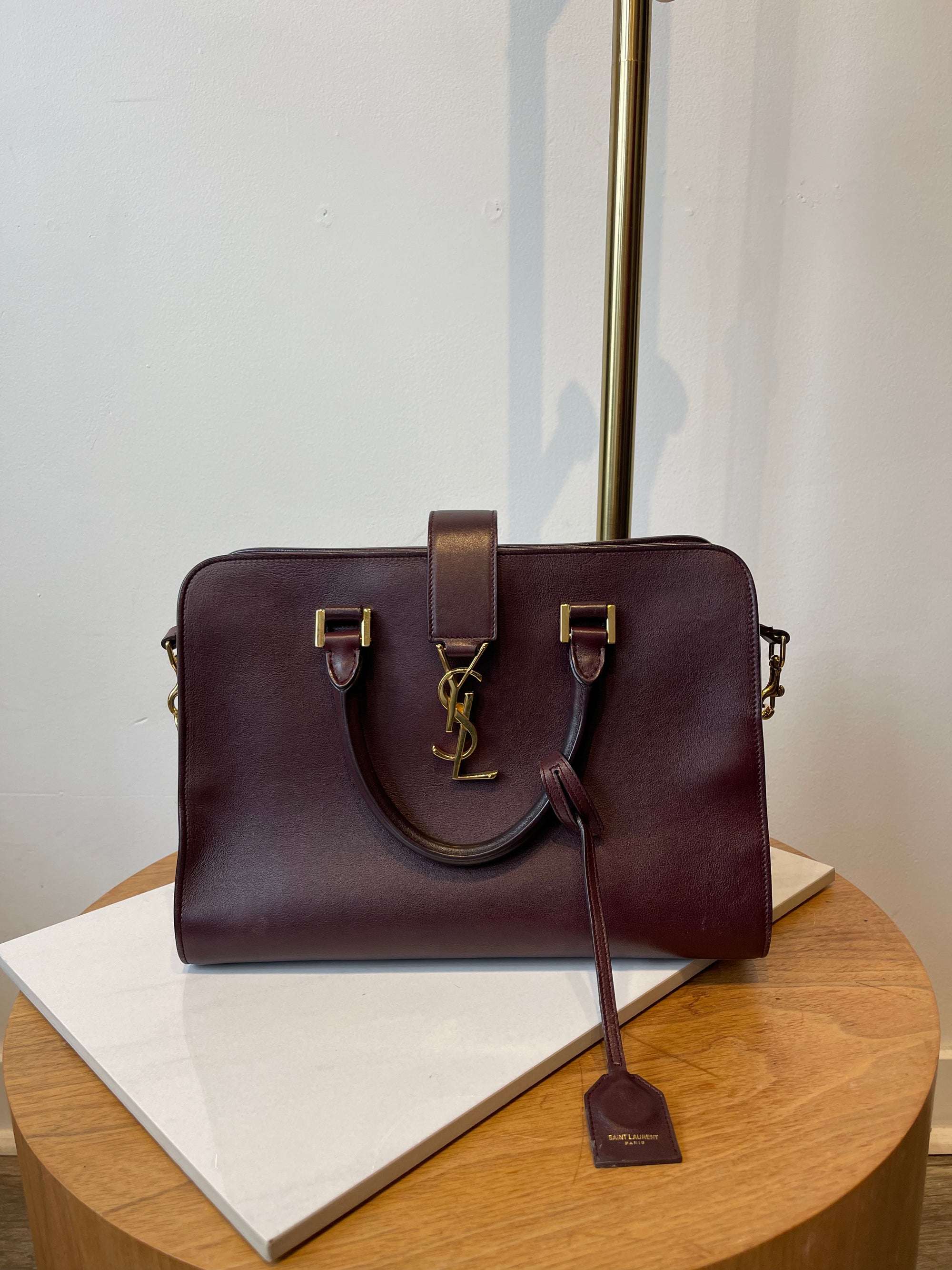 Yves Saint Laurent Cabas Tote Handbags Burgundy