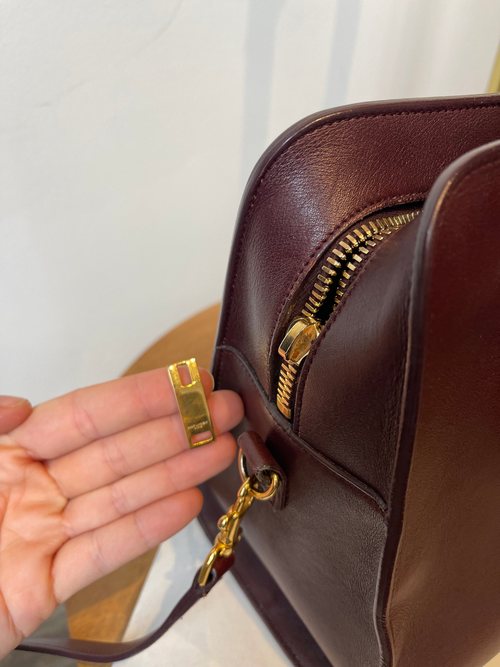 Yves Saint Laurent Cabas Tote Handbags Burgundy