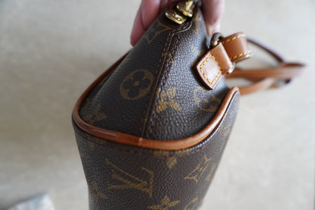 Louis Vuitton e Shoulder Bag – BackDrop-Store