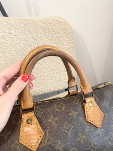 Louis Vuitton Speedy Bag Reference Guide: History, Releases, Leathers –  Bagaholic